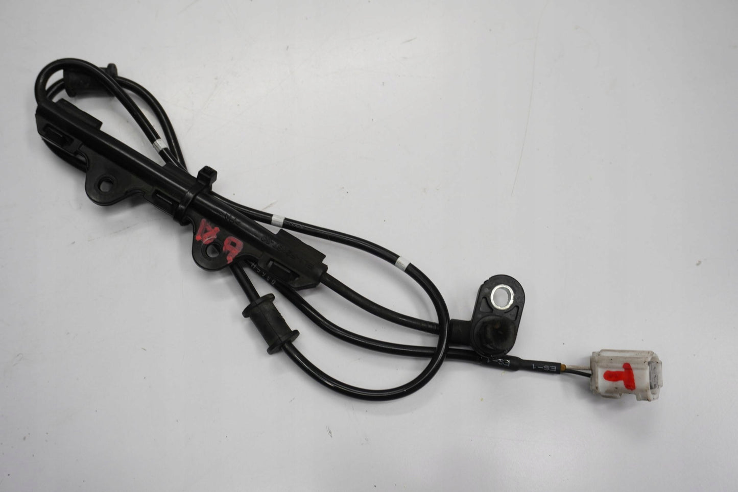 YAMAHA X-MAX 125 18- ABS Sensor hinten 4