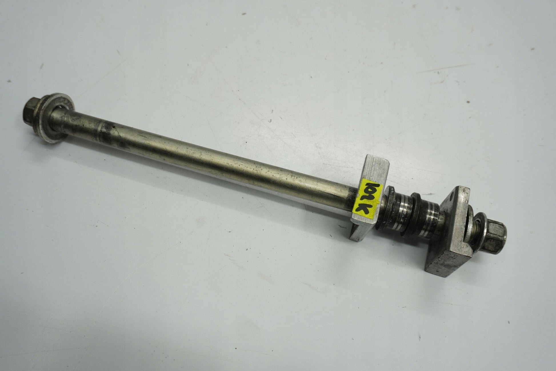 YAMAHA MT 125 20- Hinterachse Achse hinten Radachse rear axle 5