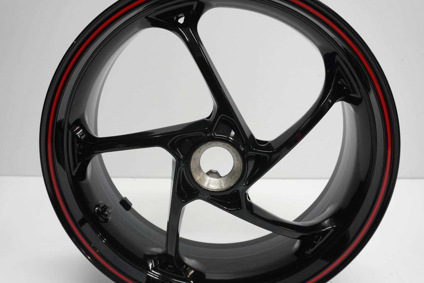 TRIUMPH SPEED TRIPLE 1050 RS 18-20 Felge hinten Wheel Hinterrad 8