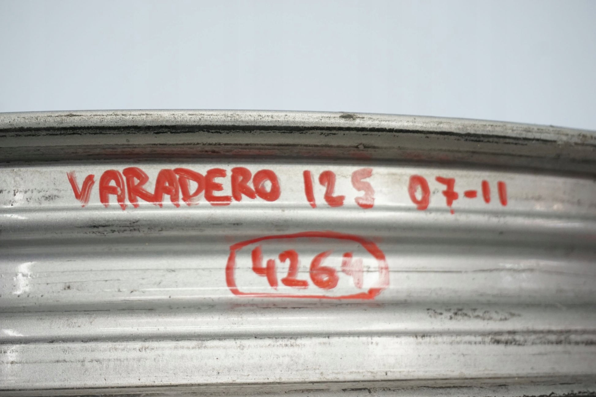 HONDA XL 125 V VARADERO 07-11 Felge vorne Wheel Vorderrad 5