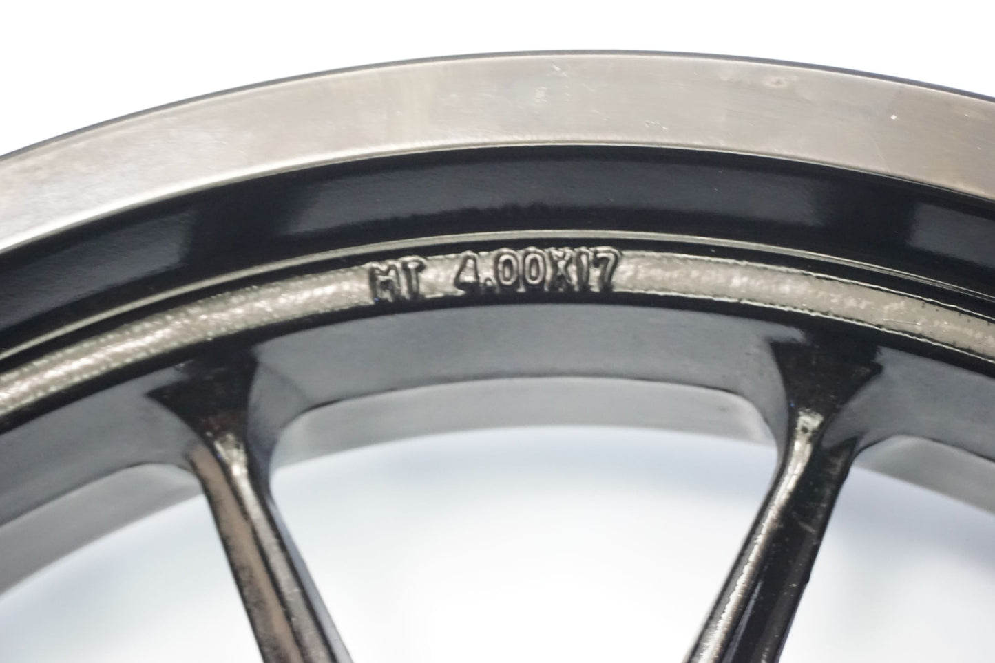 KTM 125 DUKE 17- Felge hinten Wheel Hinterrad 2