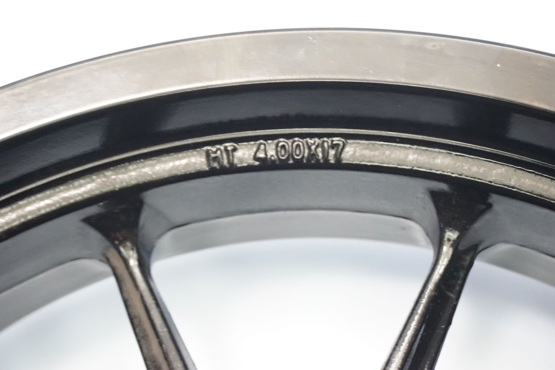 KTM 125 DUKE 17- Felge hinten Wheel Hinterrad 2