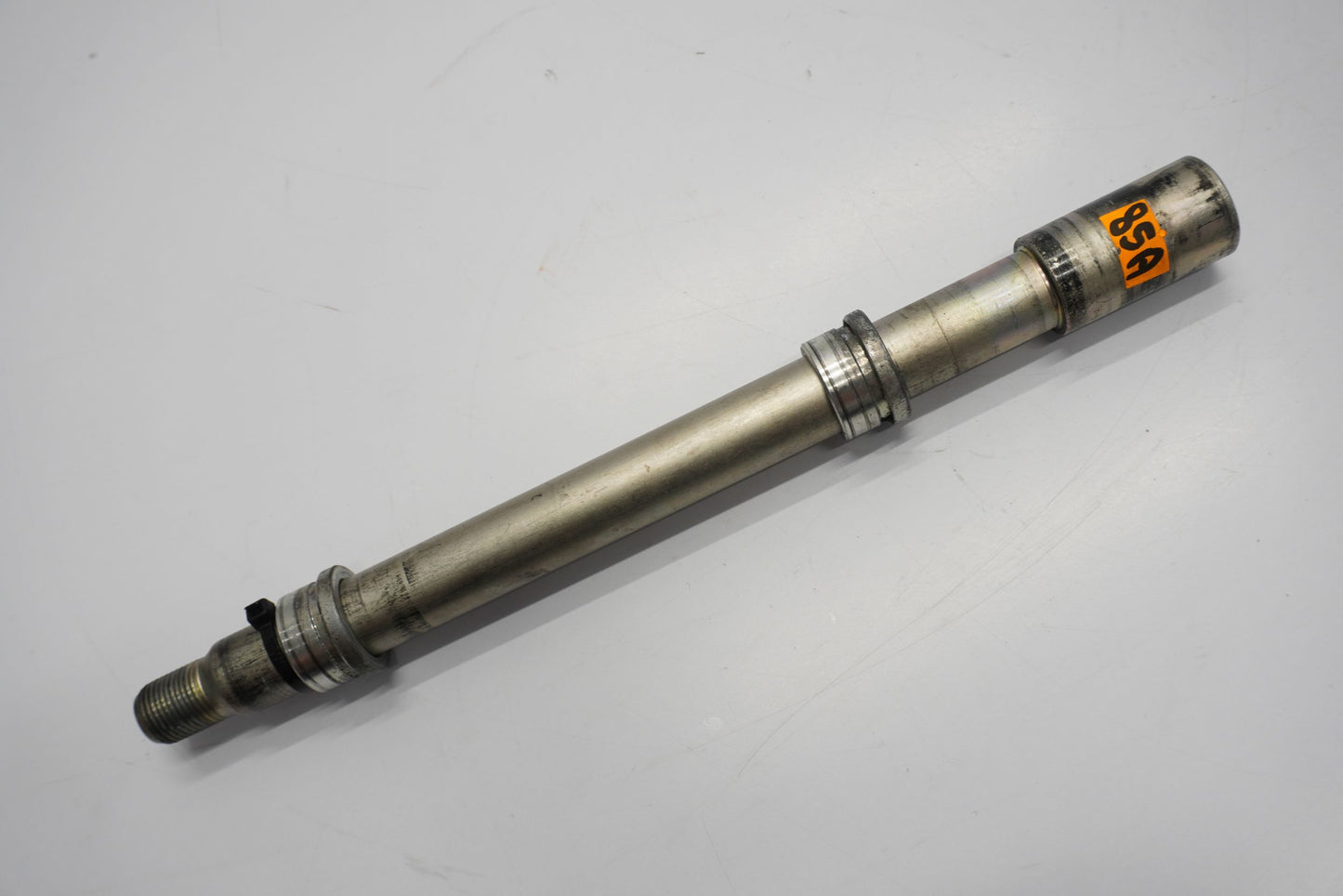 YAMAHA XV 1900 A MIDNIGHT STAR 06-13 Vorderachse Achse vorne Radachse front axle 5