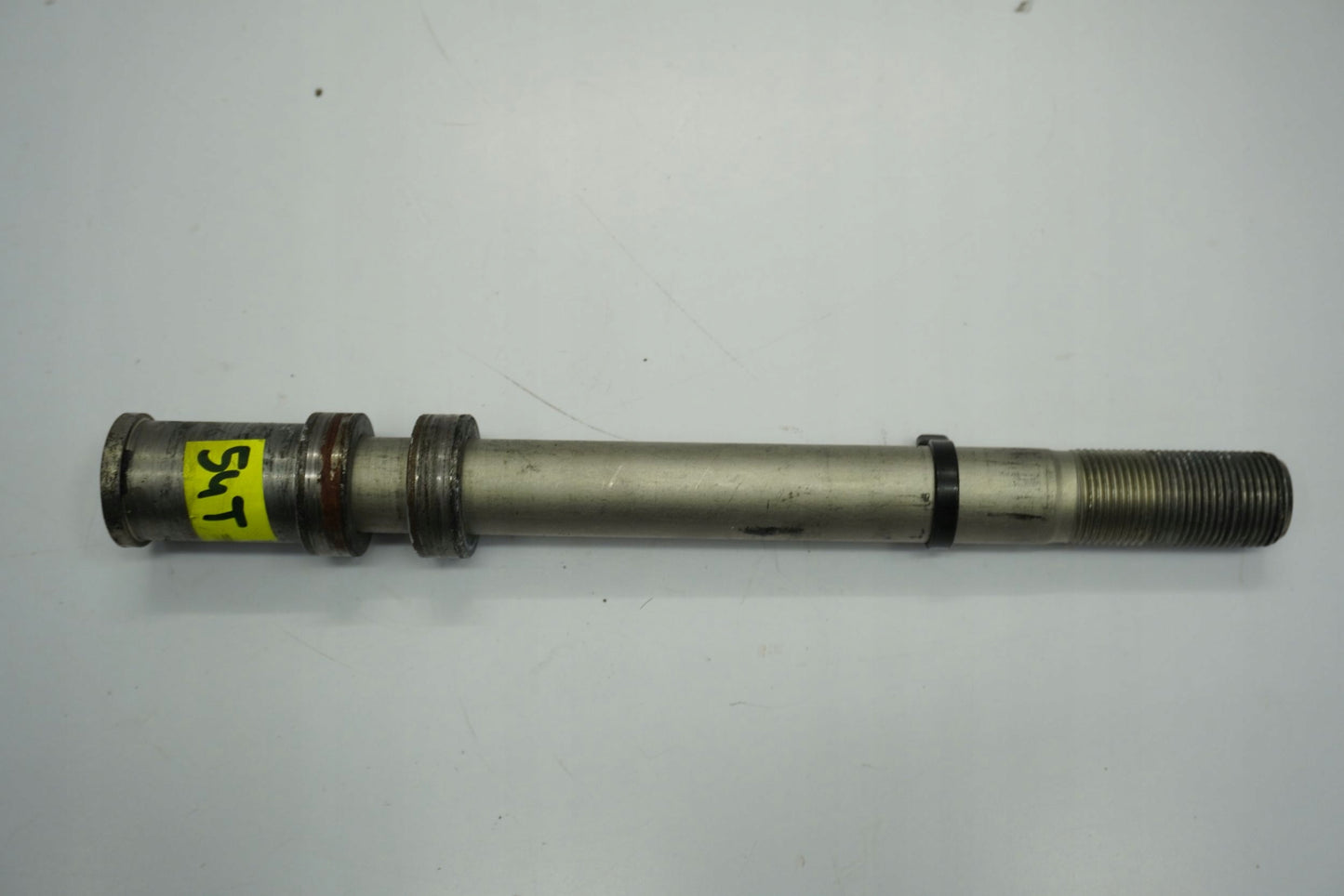 KAWASAKI Z-900 17-19 Vorderachse Achse vorne Radachse front axle 7