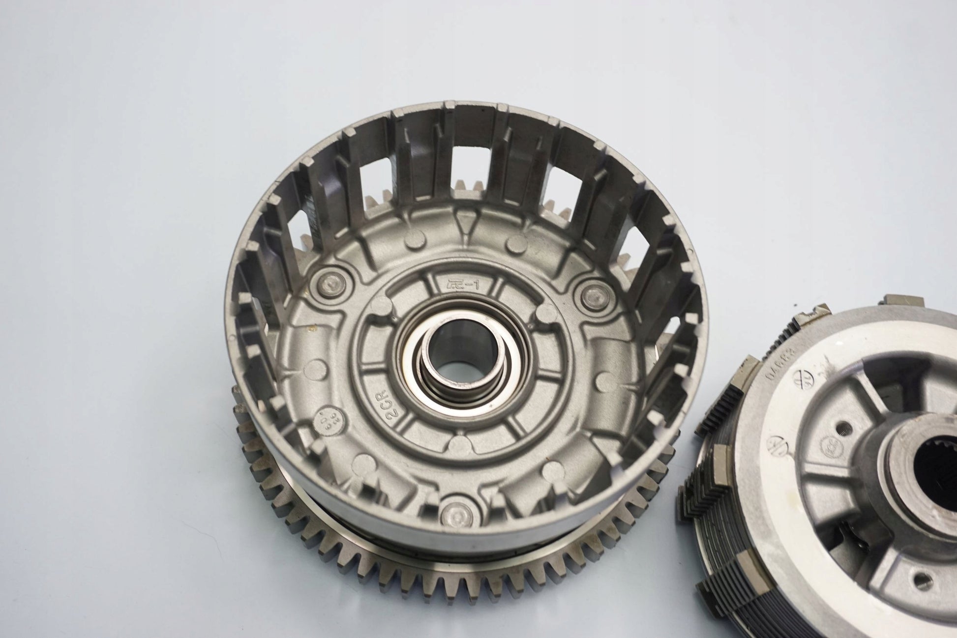 YAMAHA MT-10 16-21 Kupplung Kupplungskorb Clutch 8