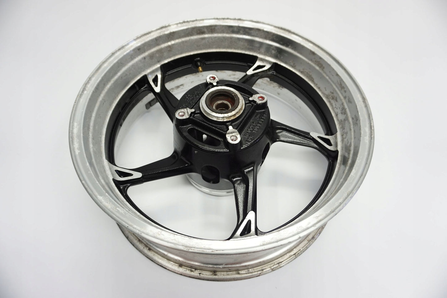 KAWASAKI Z1000 10-13 Felge hinten Wheel Hinterrad 6