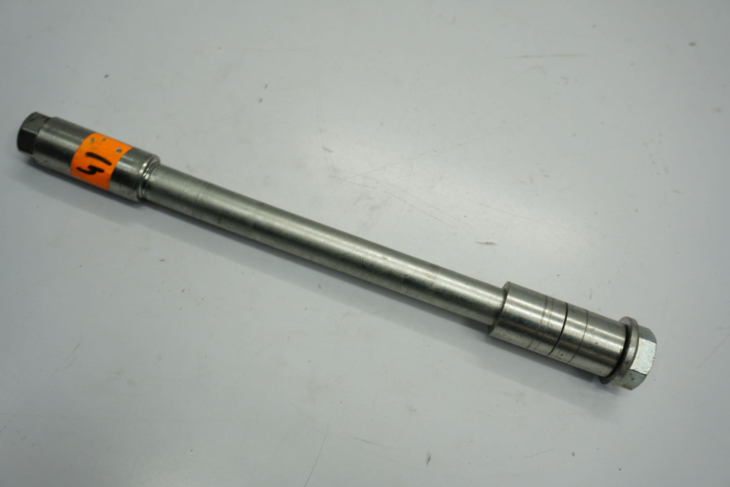 HONDA CB 125 R JC79 18-20 Vorderachse Achse vorne Radachse front axle 5