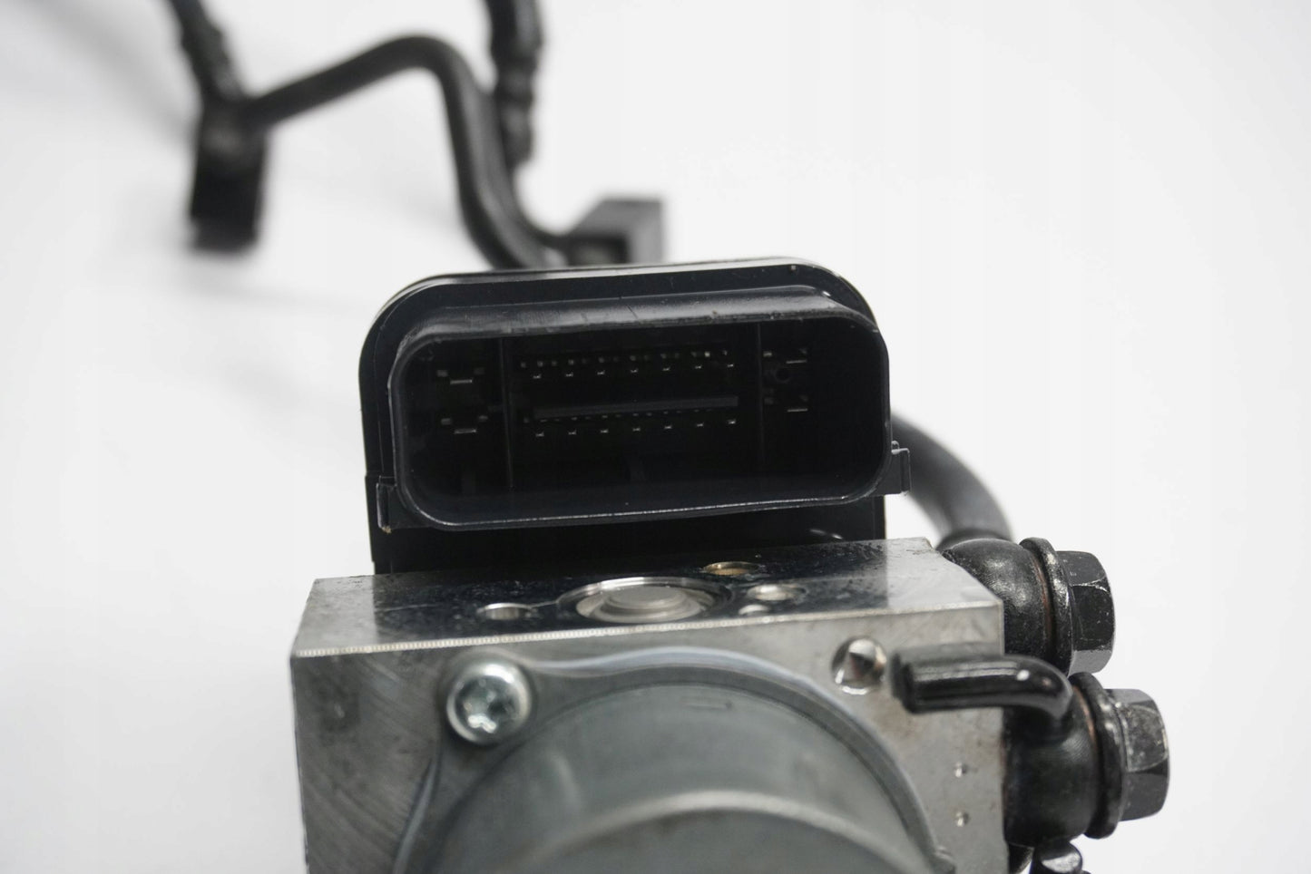 YAMAHA YZF-R 125 19-23 ABS Pumpe Druckmodulator 4