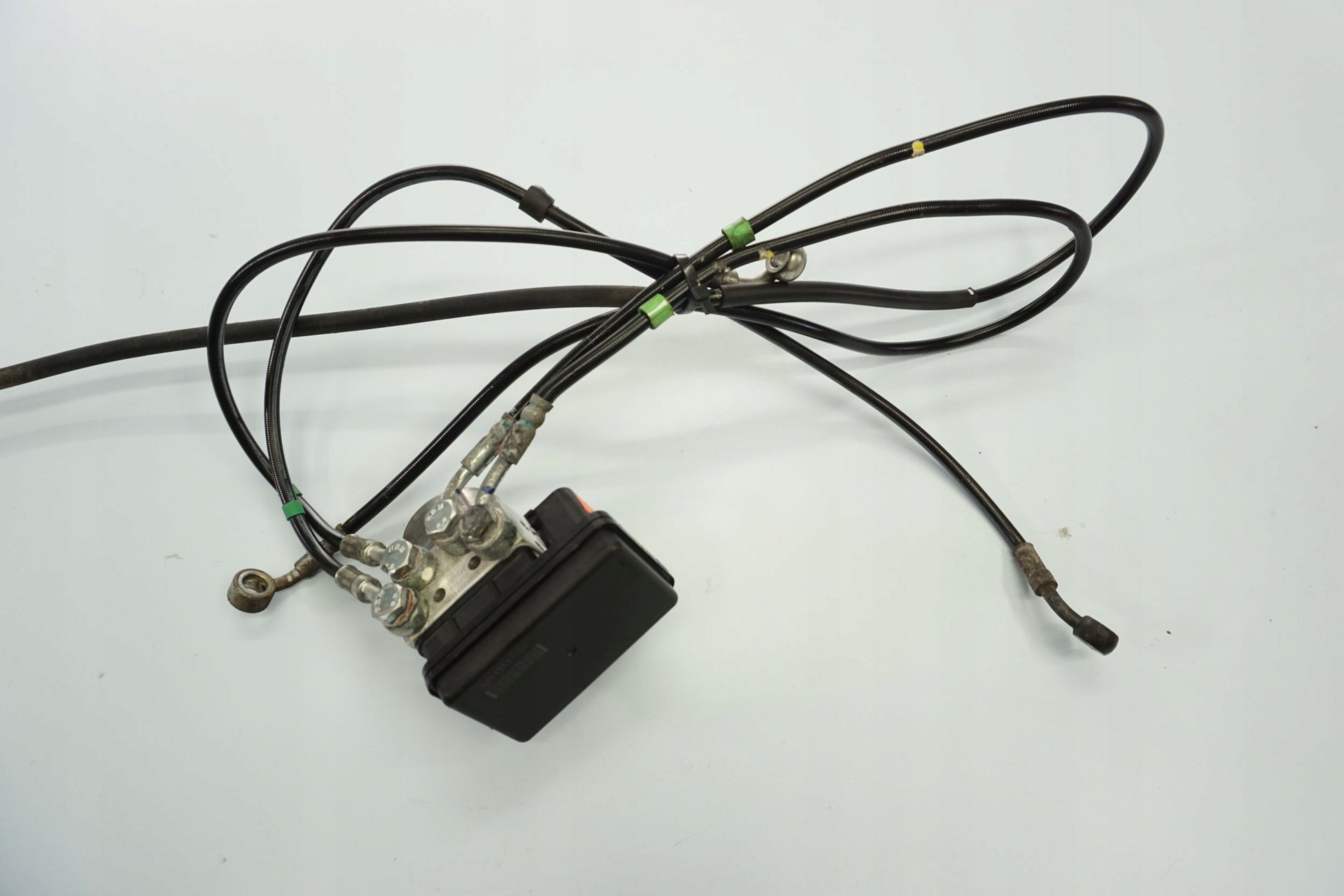 KTM 125 DUKE 17-23 ABS Pumpe Druckmodulator 8