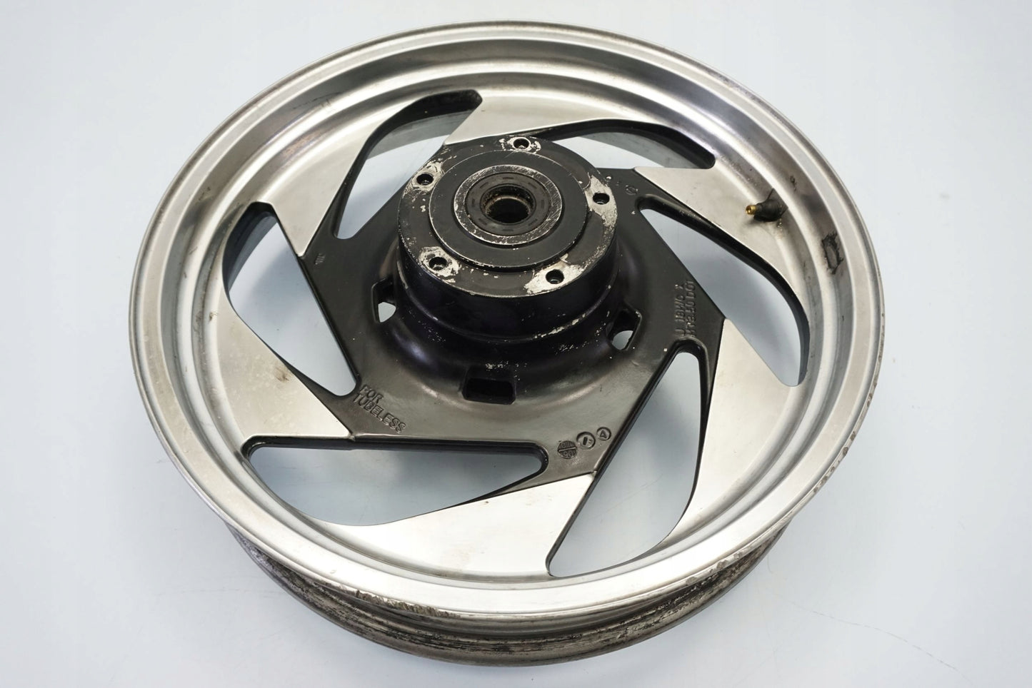 SUZUKI M 1800 R INTRUDER 06- Felge vorne Wheel Vorderrad 3