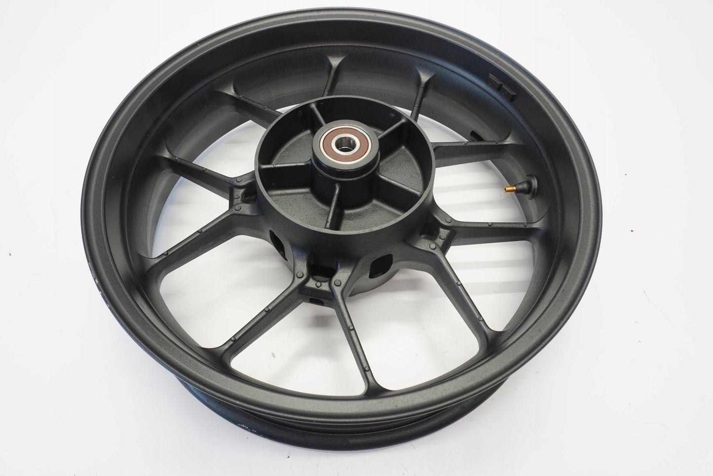 HONDA CB 750 HORNET 23- Felge hinten Wheel Hinterrad 5