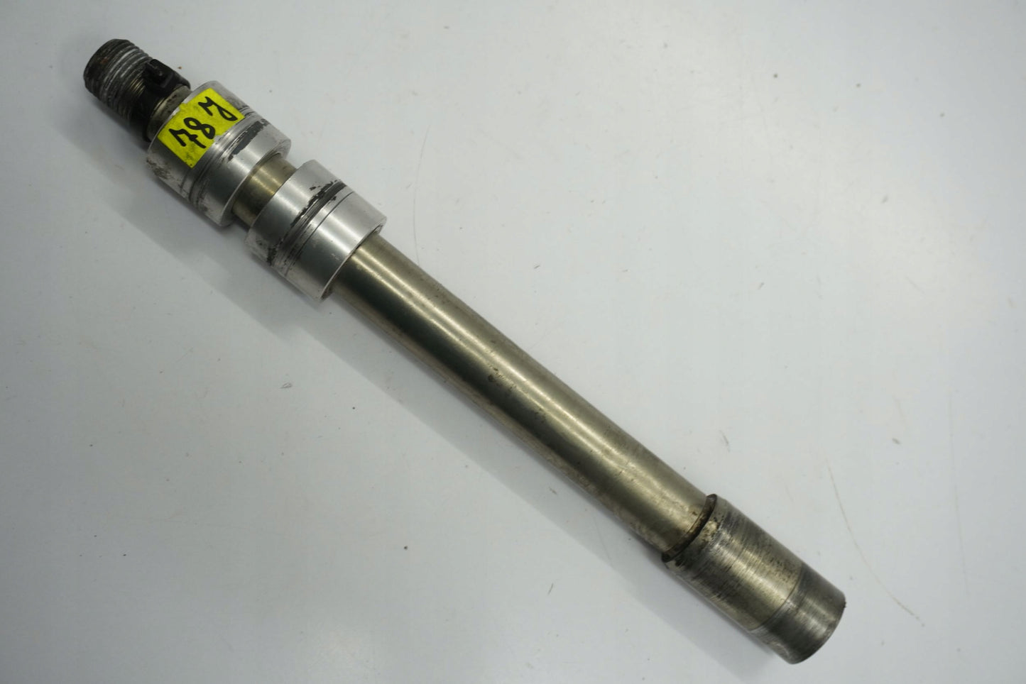 TRIUMPH STREET TRIPLE 765 RS 17-19 Vorderachse Achse vorne Radachse front axle 5