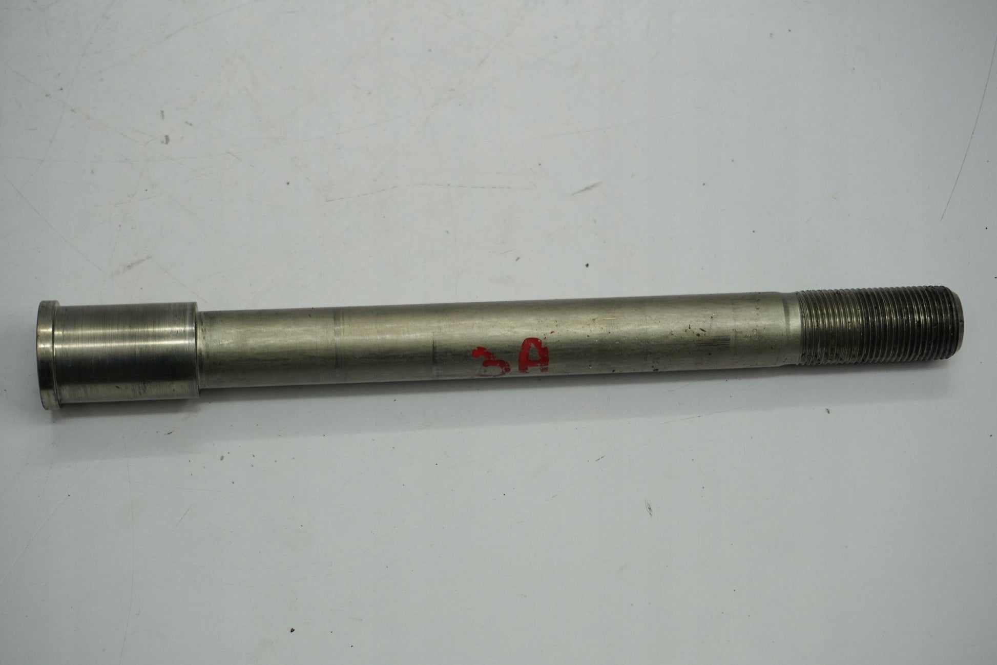 KAWASAKI Z 900 RS CAFE 18-22 Vorderachse Achse vorne Radachse front axle 2