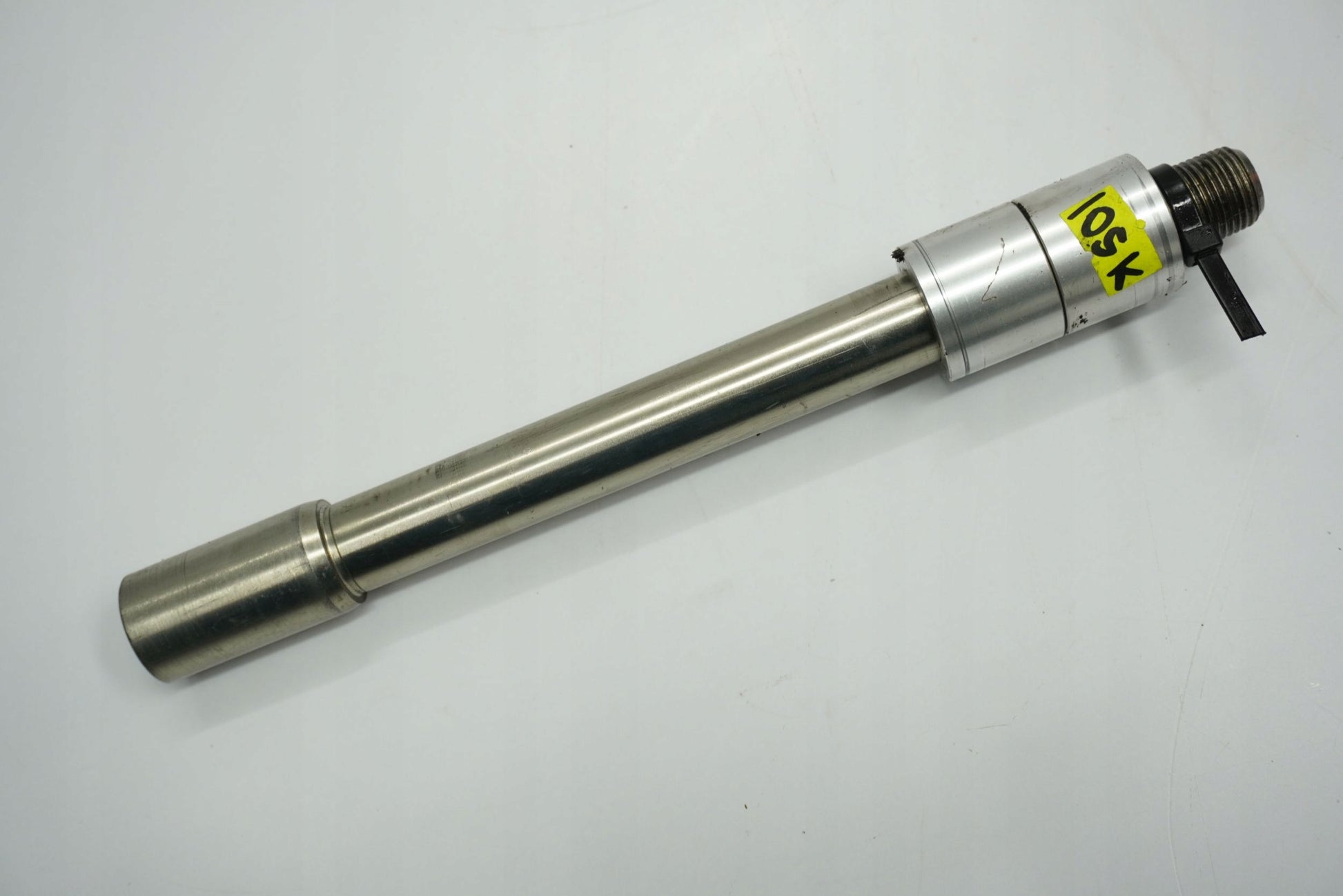 TRIUMPH SPEED TRIPLE 1050 RS 18-20 Vorderachse Achse vorne Radachse front axle 5