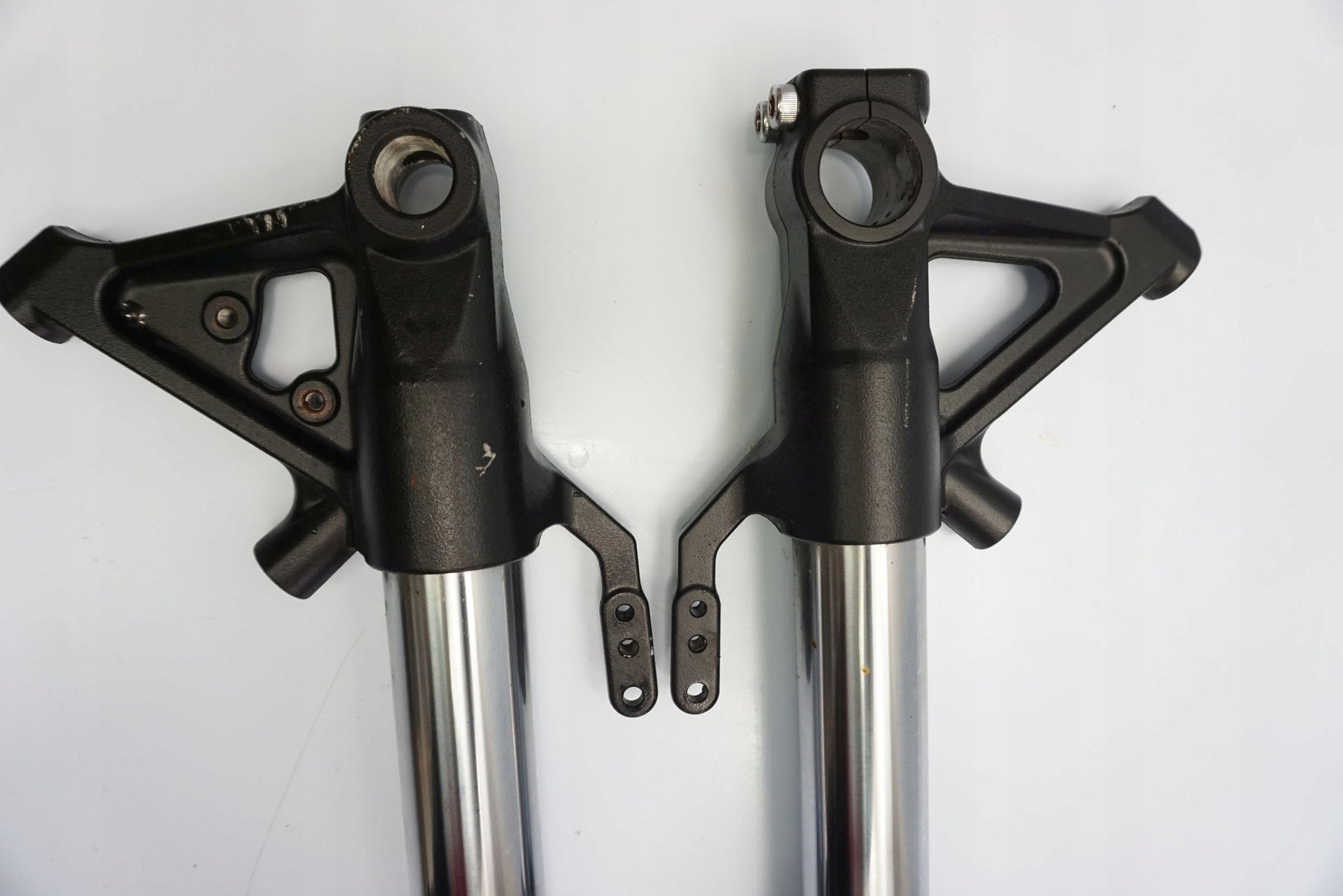 TRIUMPH TIGER SPORT 1050 16- Gabel Gabelholme Fork 12