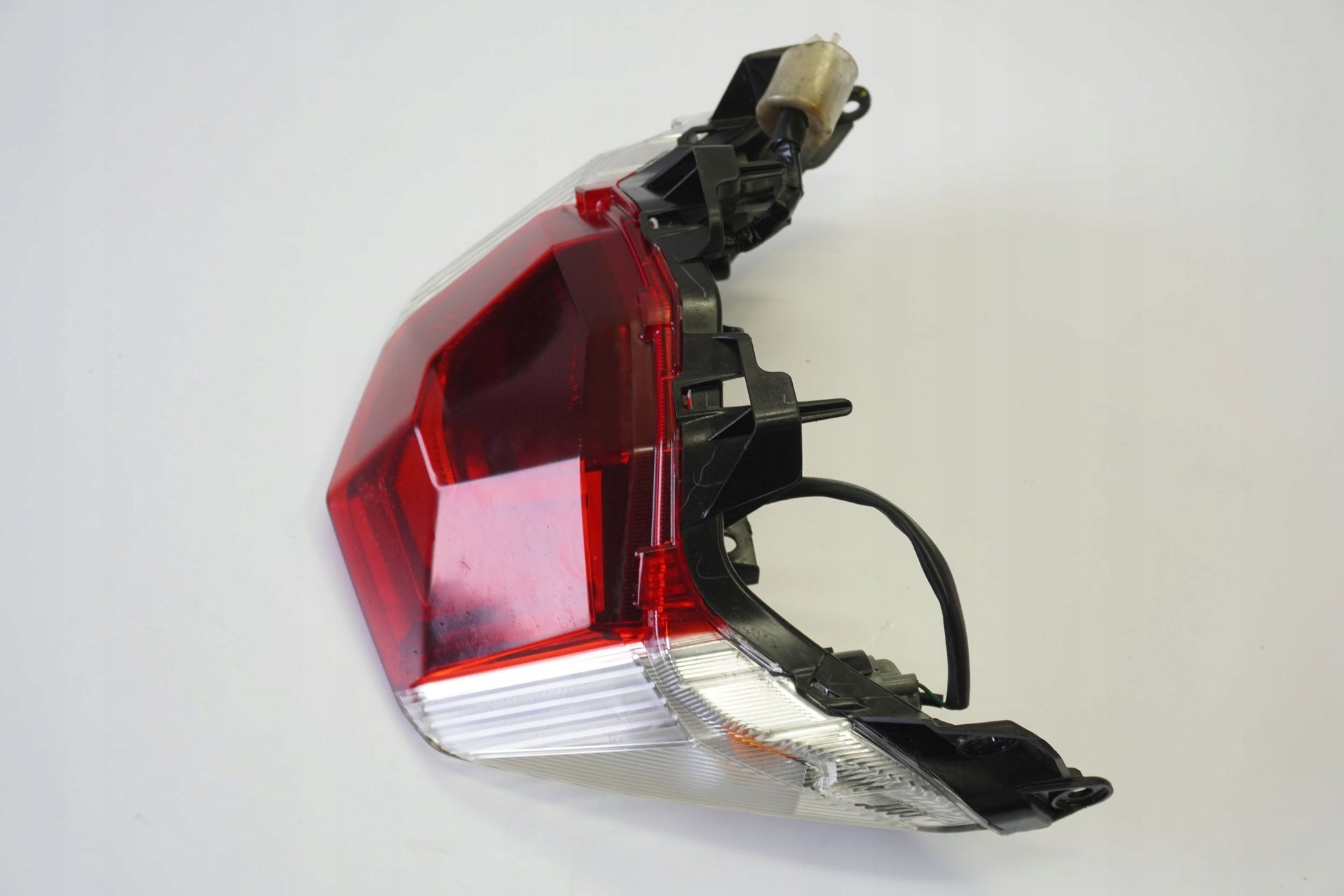 HONDA NSS 125 FORZA 14-17 Rücklicht 7