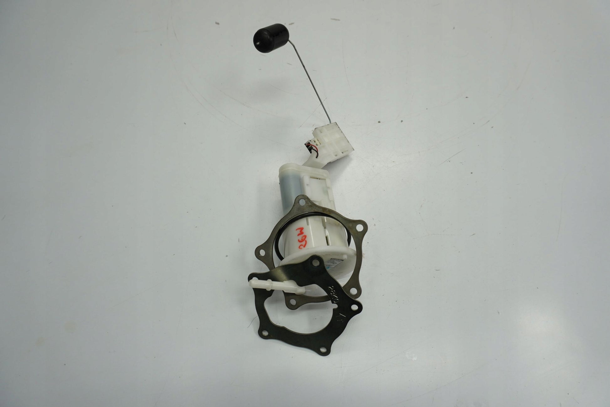 SUZUKI DL 650 V-STROM 19- Benzinpumpe Kraftstoffpumpe Fuel Pump 3