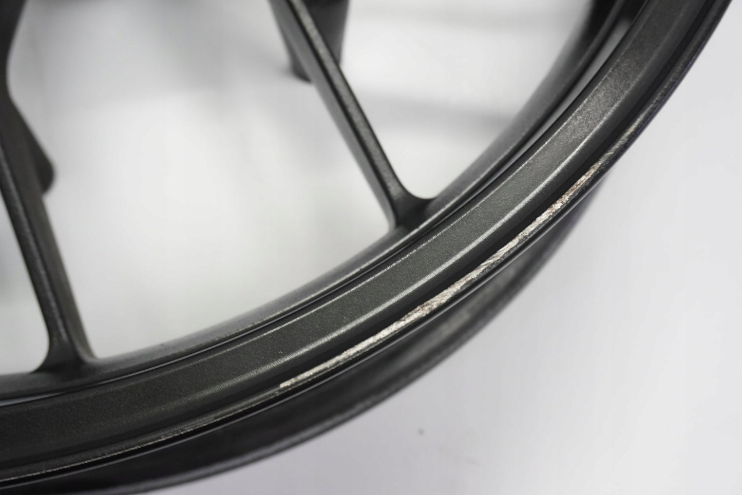 HONDA CBR 500 R 13-15 Felge vorne Wheel Vorderrad 10