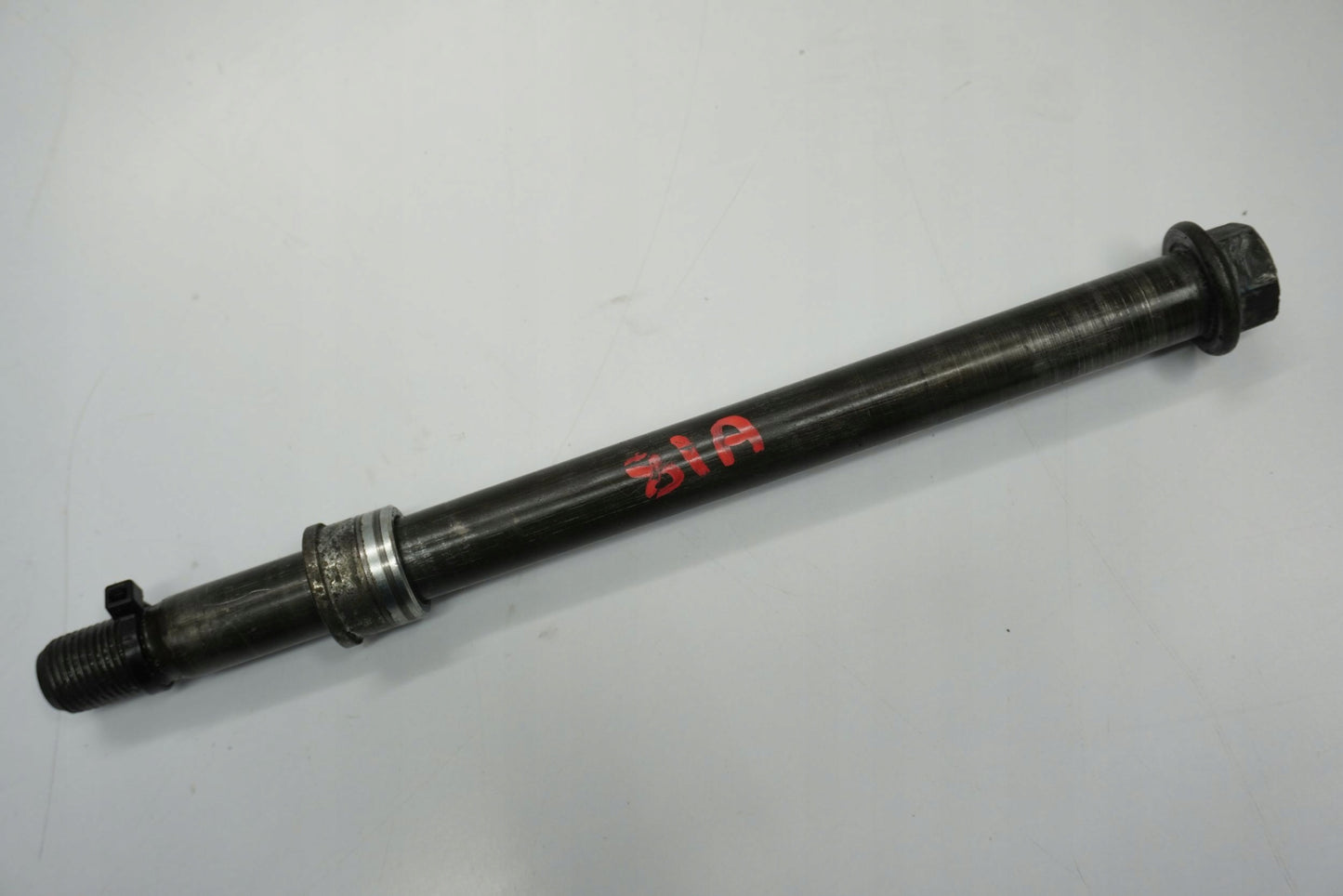 YAMAHA FZS FAZER 600 02-03 Vorderachse Achse vorne Radachse front axle 5