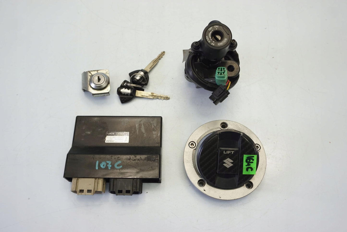 SUZUKI GSX-R 600 750 K8 K9 L0 Schlosssatz Zündschloss Lock Set