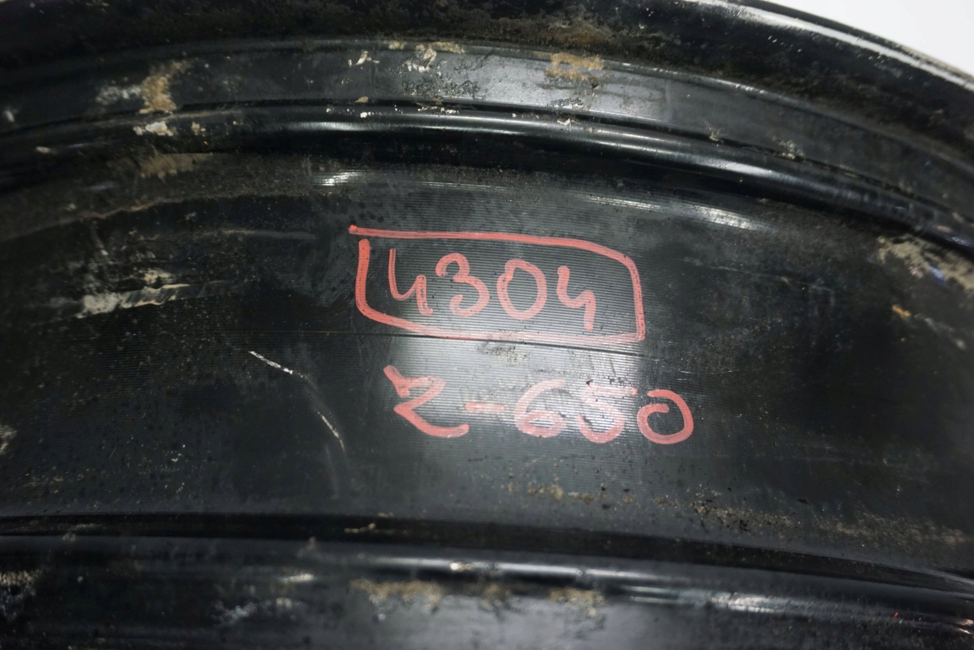 KAWASAKI Z 650 20-22 Felge hinten Wheel Hinterrad 4