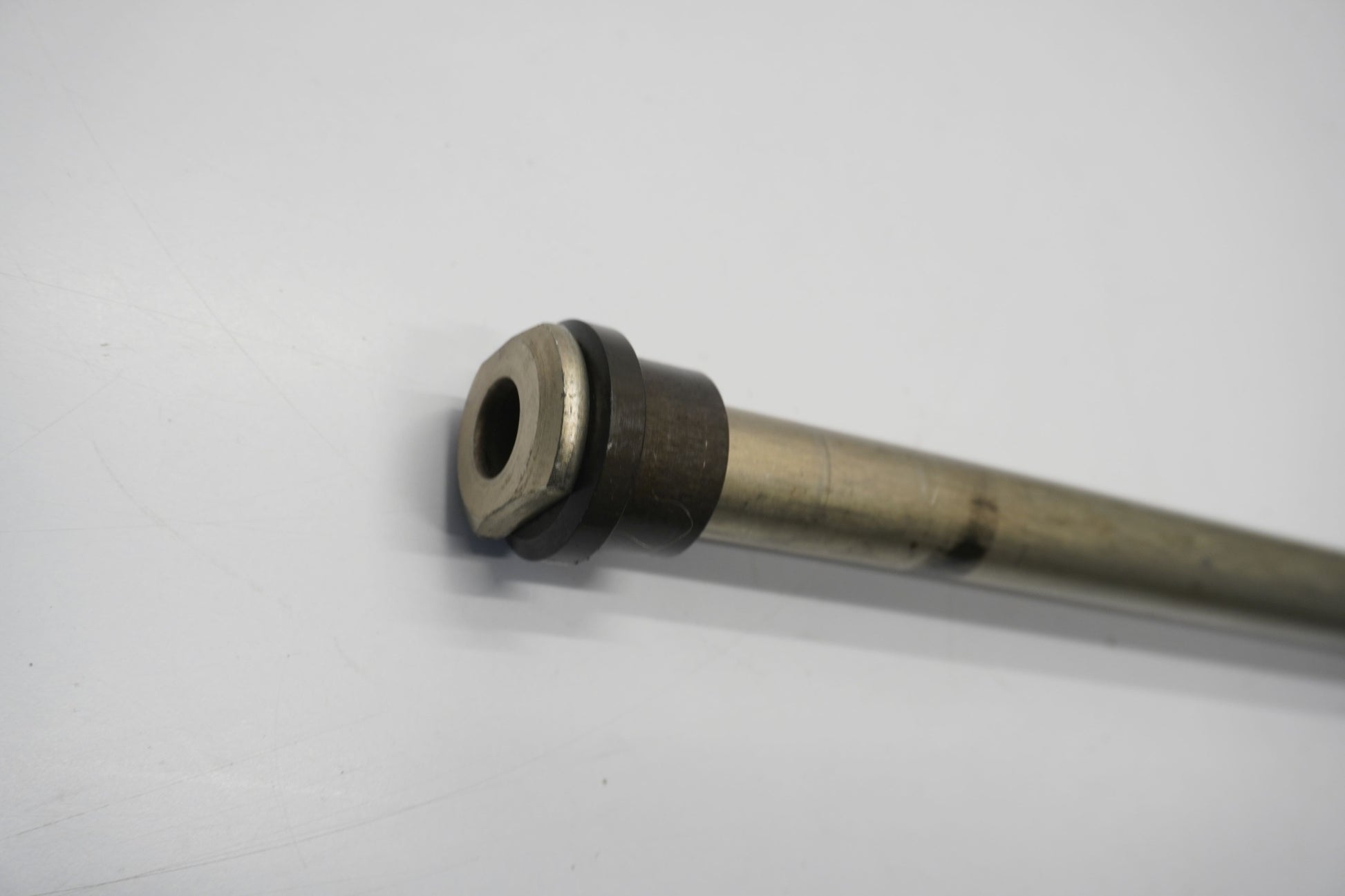 TRIUMPH STREET TRIPLE 675 13-17 Hinterachse Achse hinten Radachse rear axle 6