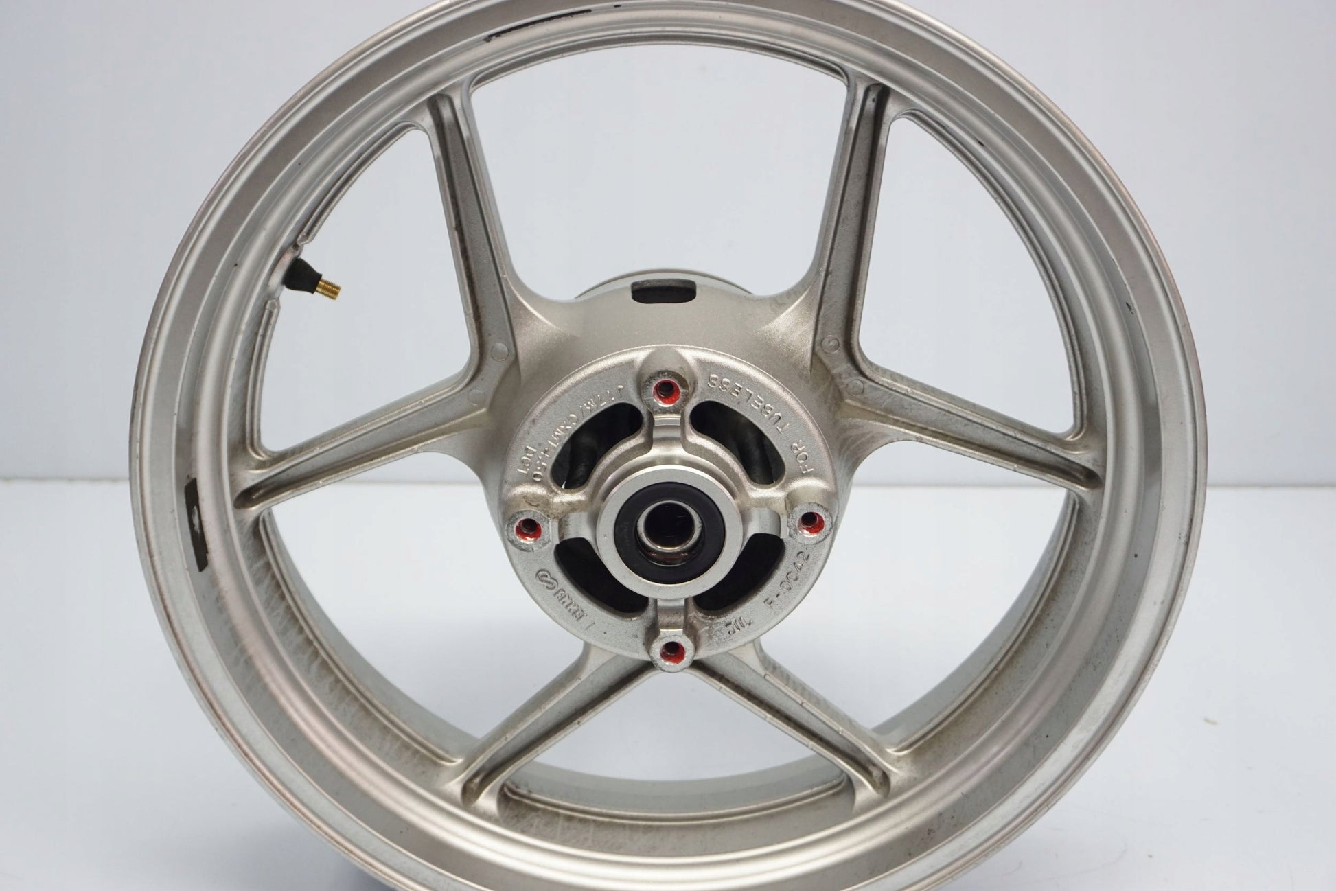KAWASAKI Z-800 13-17 Felge hinten Wheel Hinterrad 2