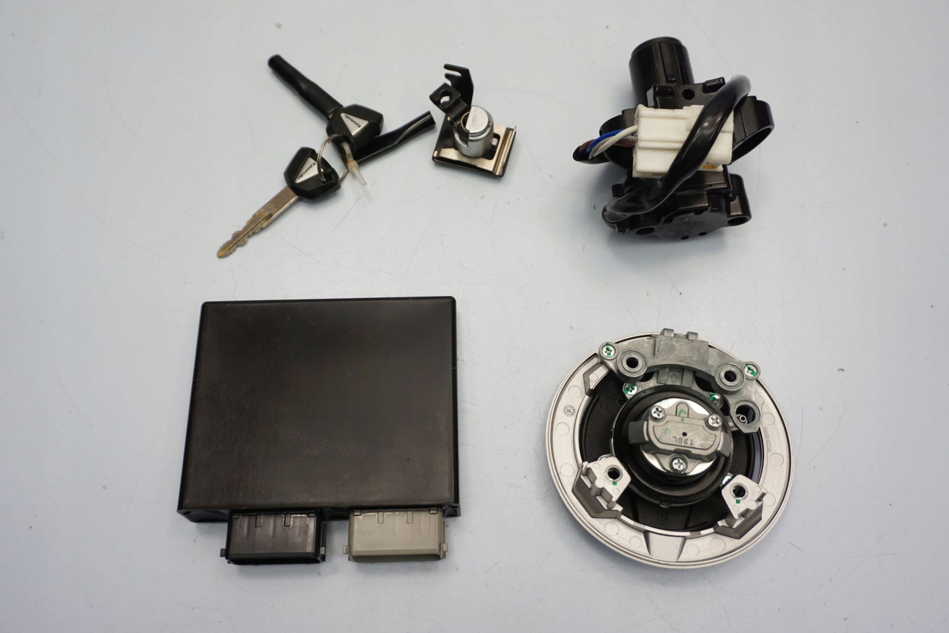 KAWASAKI Z 650 20-22 Schlosssatz Zündschloss Lock Set 2 5