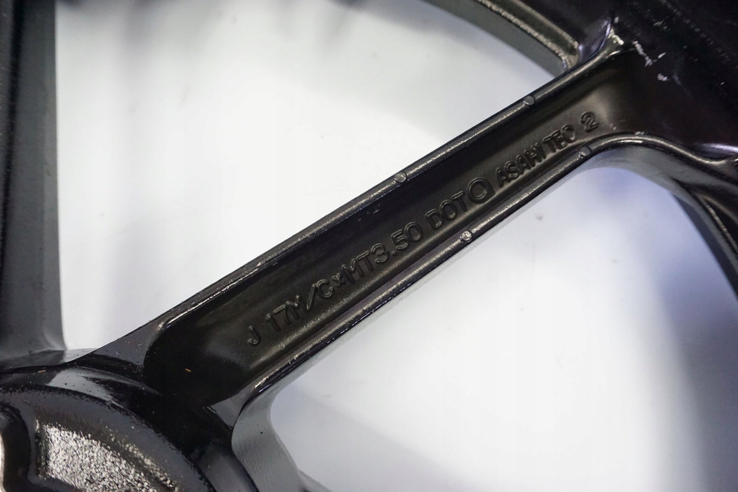 HONDA VFR 800 V-TEC 02-12 Felge vorne Wheel Vorderrad 8