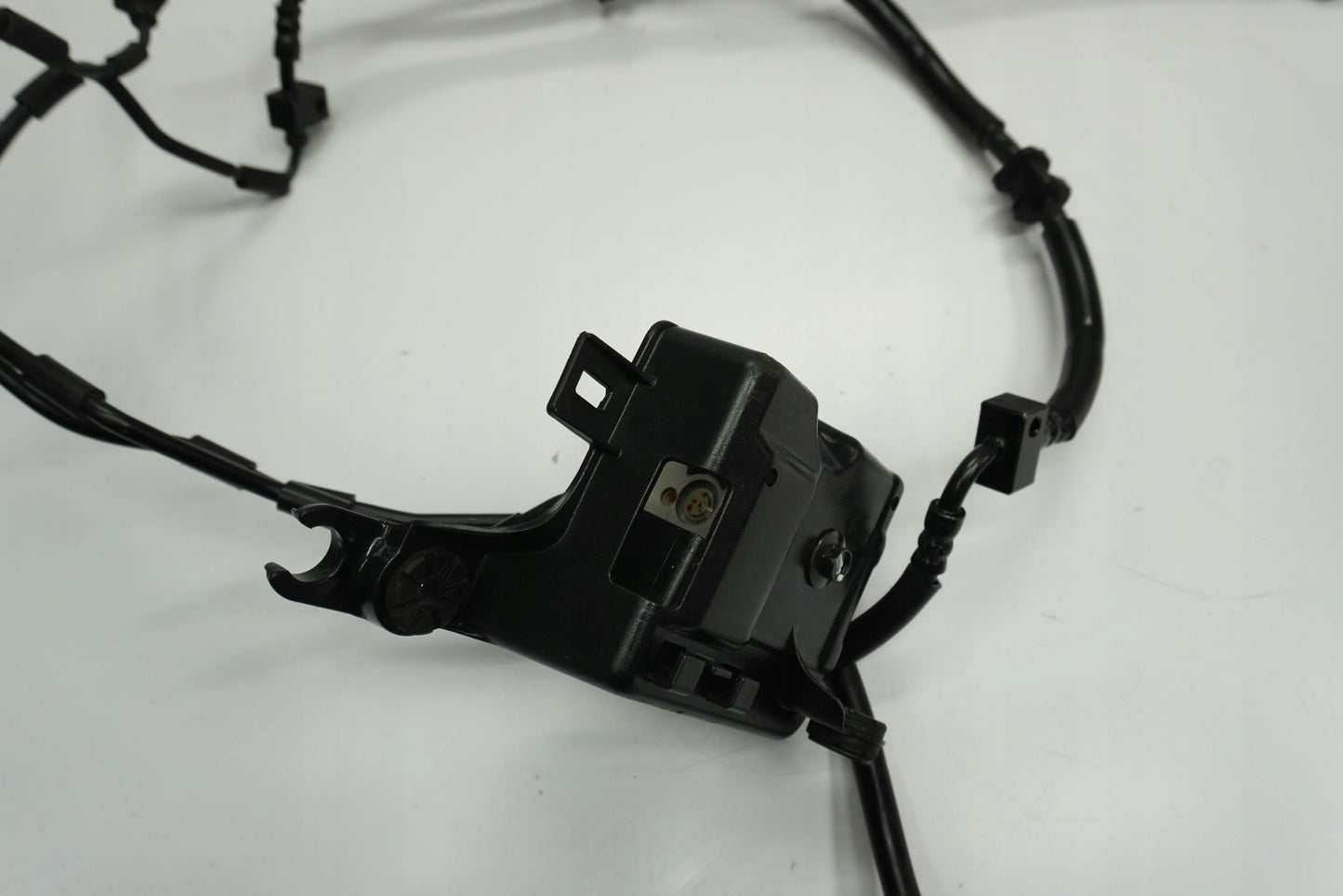 HONDA CB 125 R JC79 18-20 ABS Pumpe Druckmodulator 2