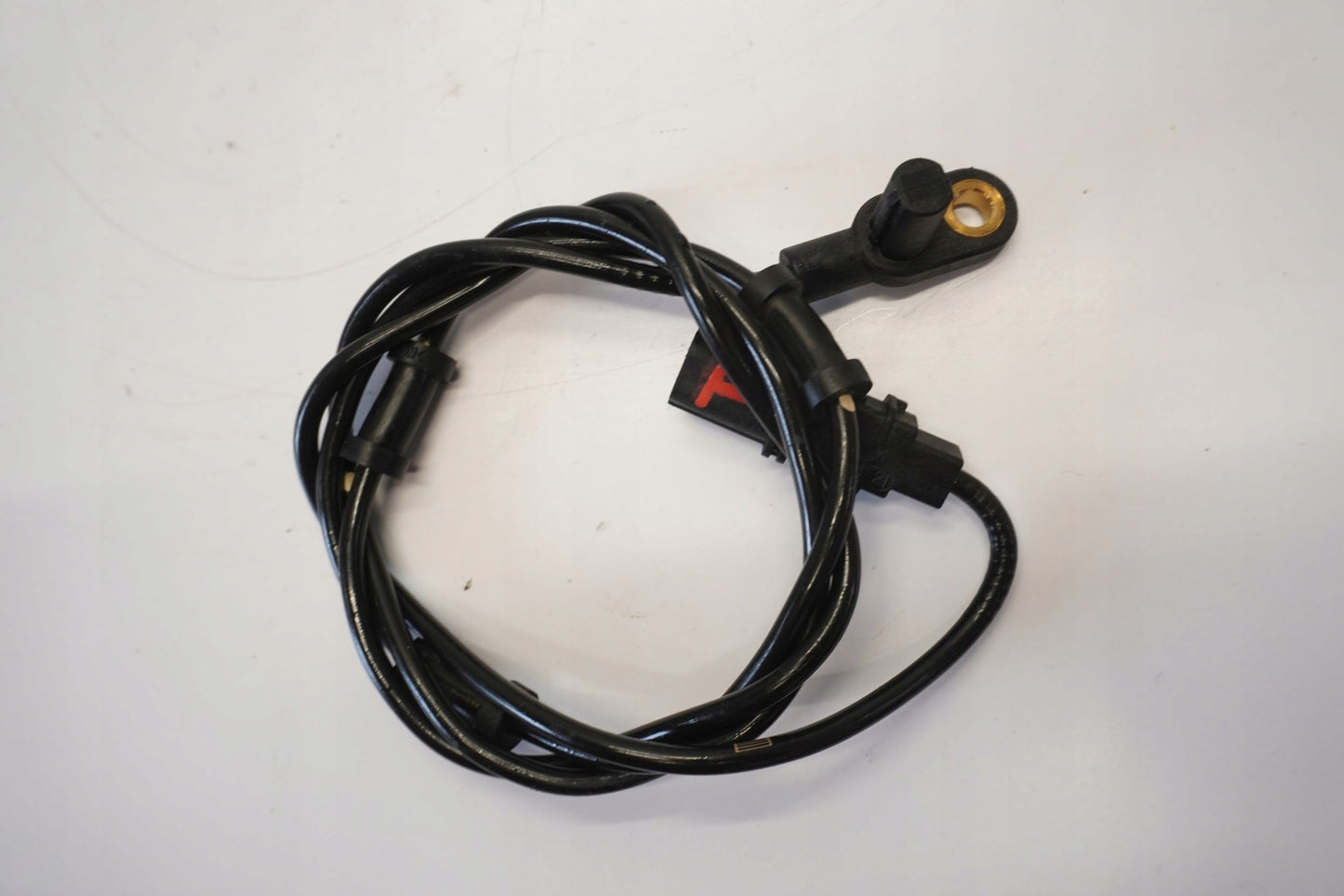 HONDA CB 750 HORNET 23- ABS Sensor hinten 2