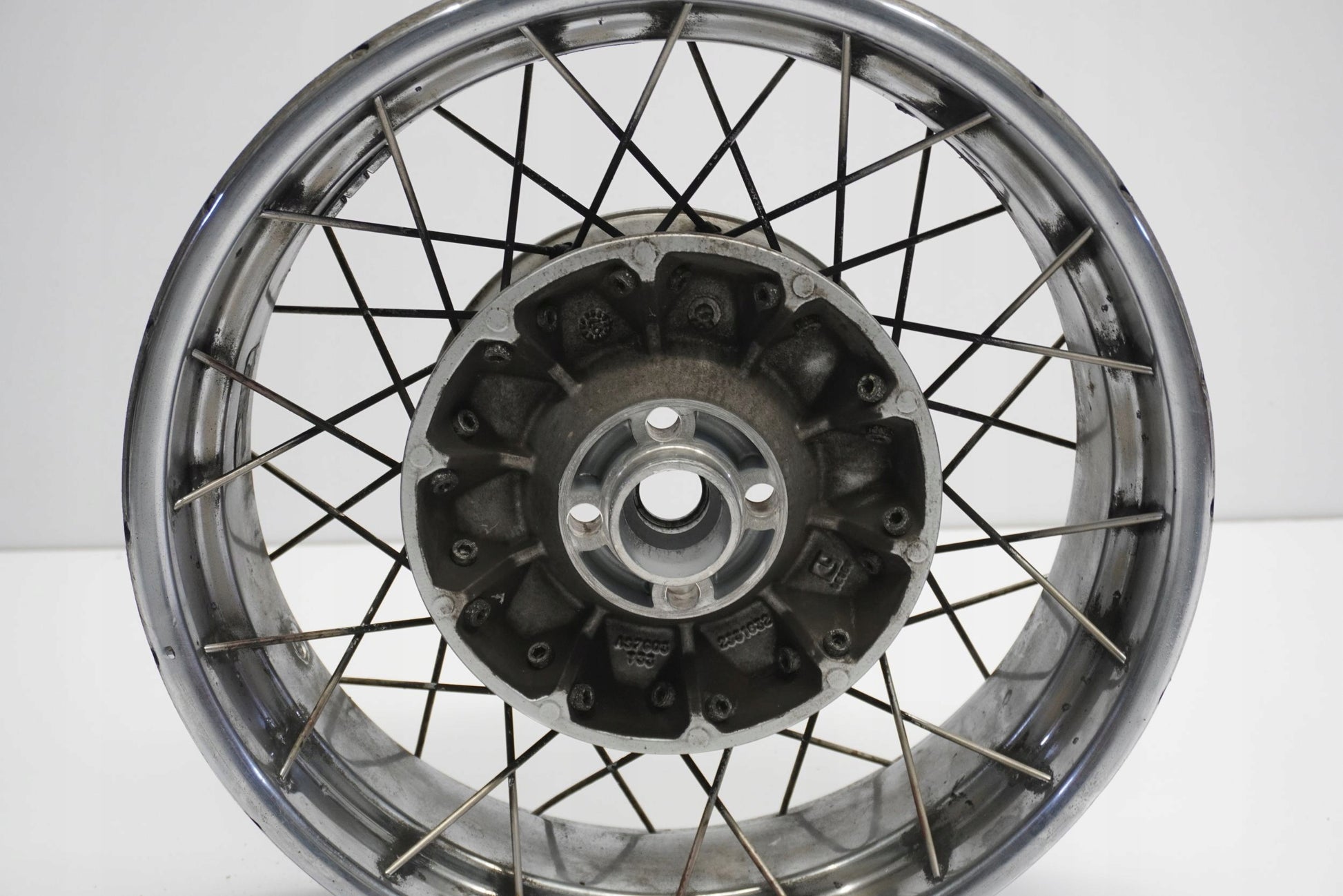 BMW R 1200 C 97-04 Felge hinten Wheel Hinterrad 2