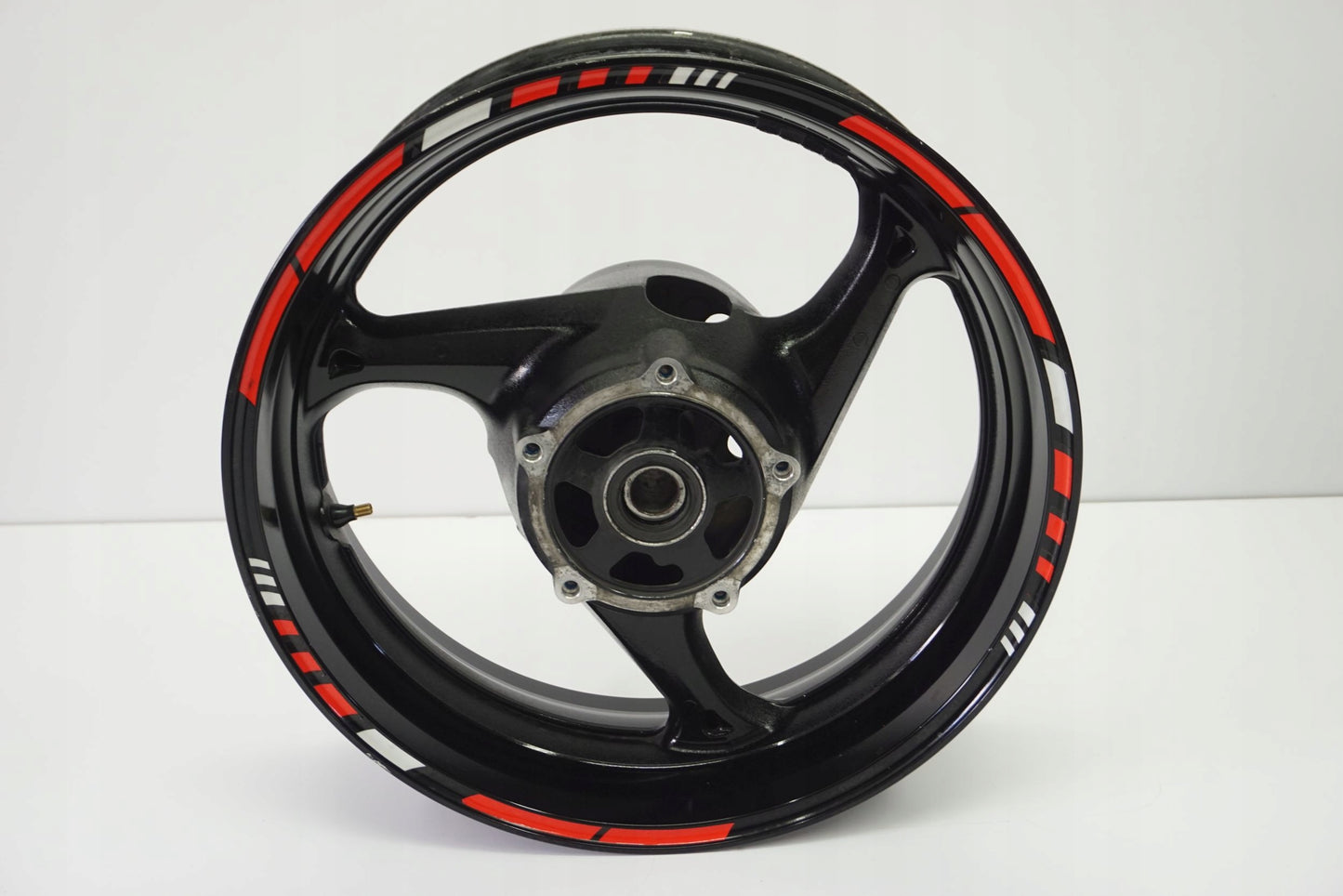 SUZUKI GSR 750 11-16 Felge hinten Wheel Hinterrad 7