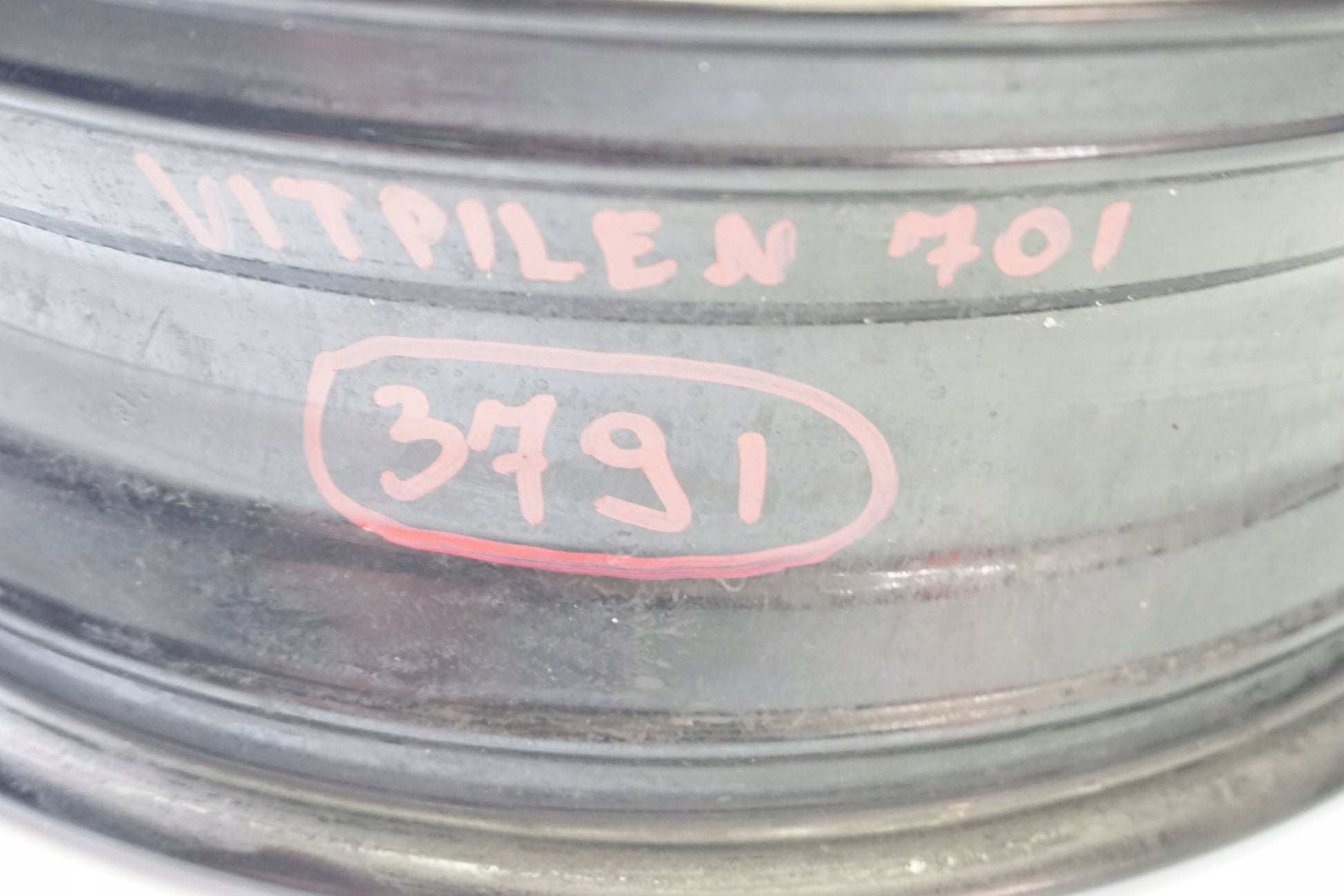 HUSQVARNA 701 VITPILEN Felge hinten Wheel Hinterrad 6