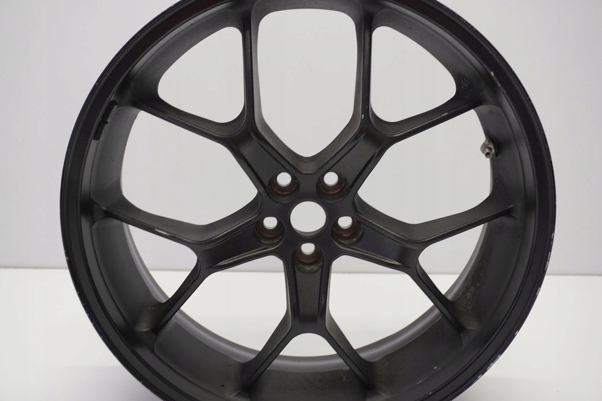 HONDA CB 1000 R SC80 Felge hinten Wheel Hinterrad 2