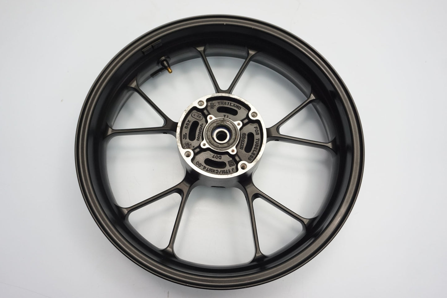 HONDA CB 125 / 300 R 18- Felge hinten Wheel Hinterrad 2