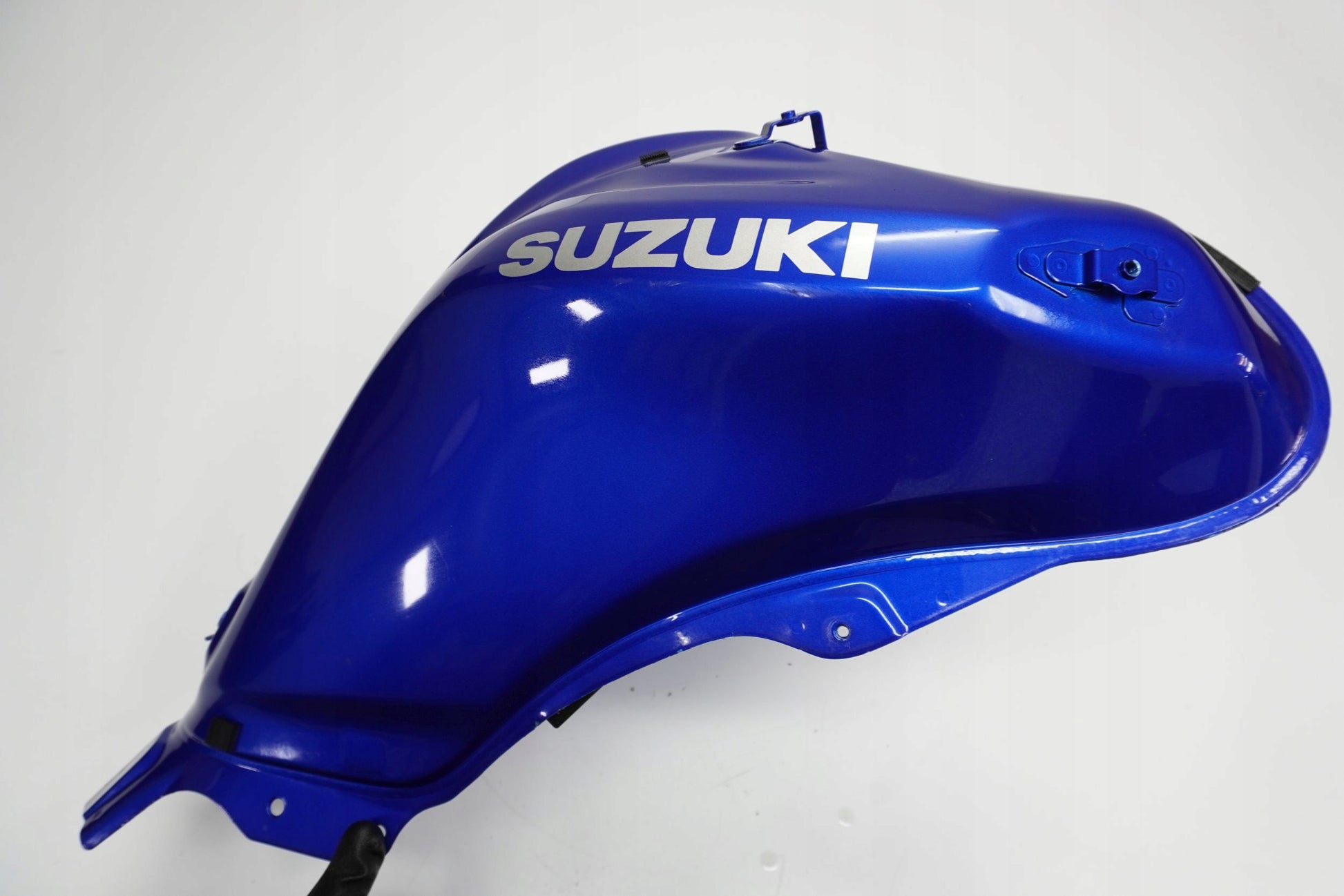 SUZUKI DL 650 V-STROM 19- Kraftstofftank Benzintank Fuel Tank 9