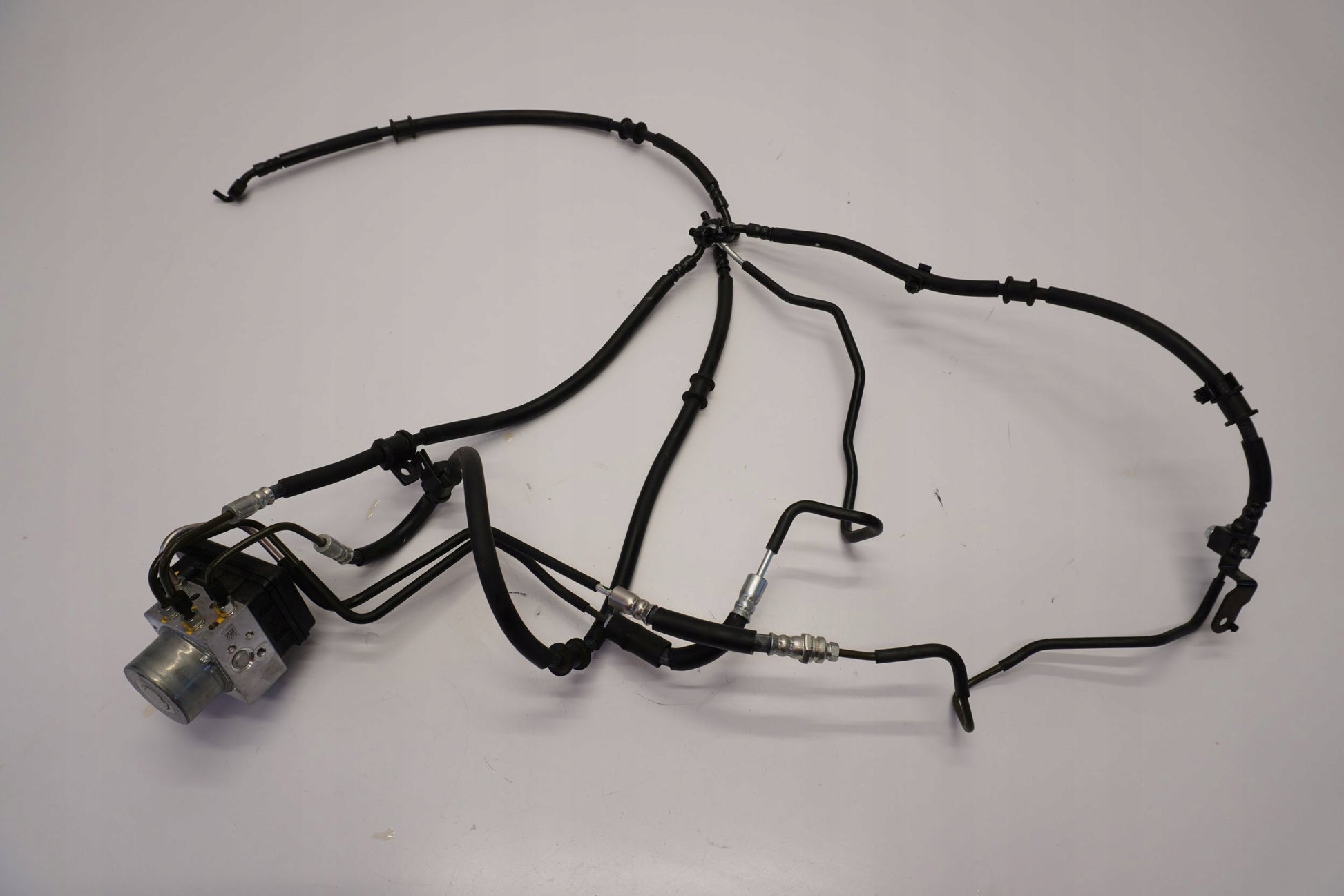 KAWASAKI Z 650 20-22 ABS Pumpe Druckmodulator 9