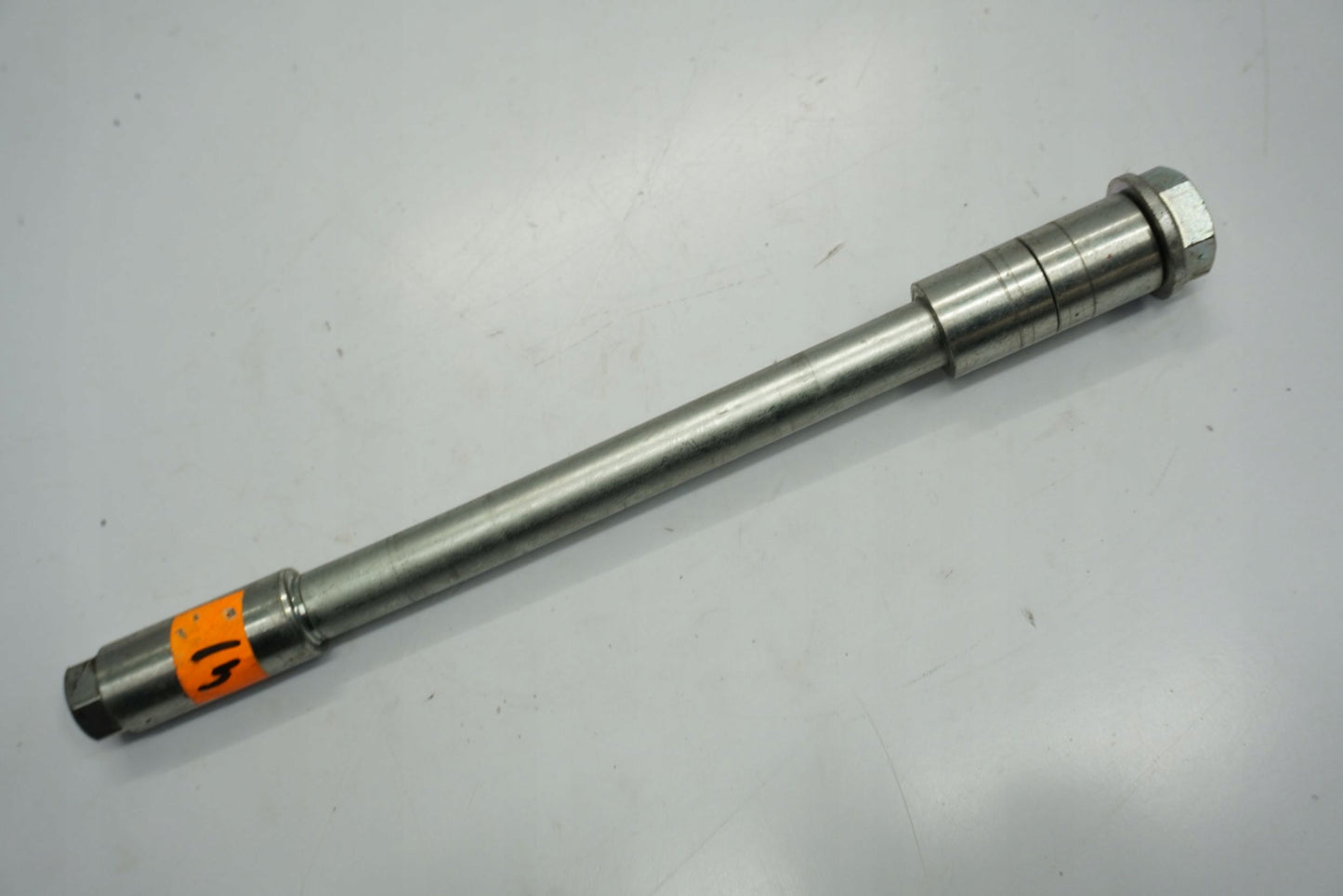 HONDA CB 125 R JC79 18-20 Vorderachse Achse vorne Radachse front axle 4