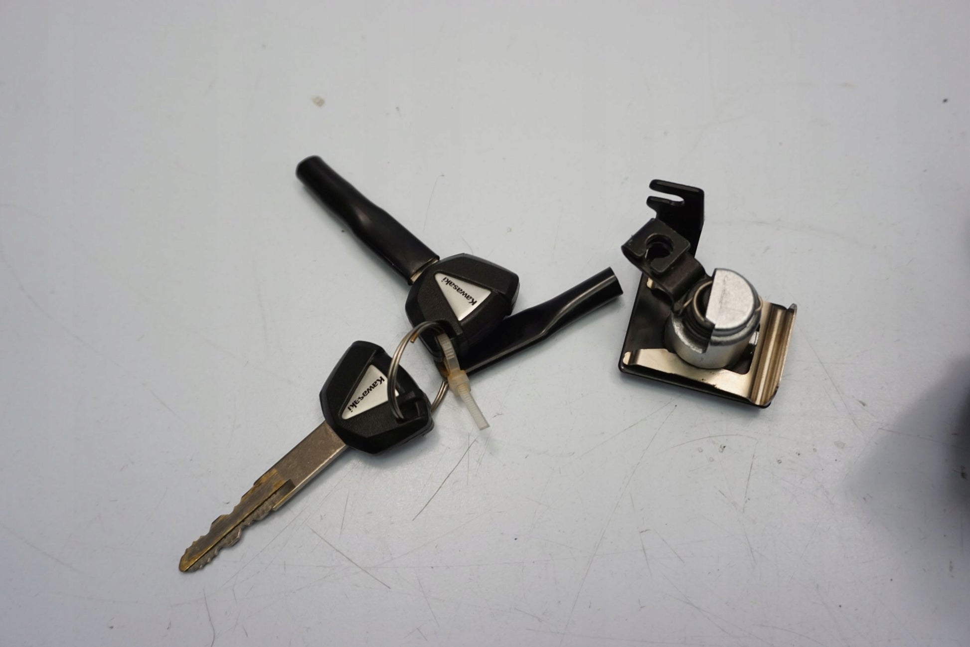 KAWASAKI Z 650 20-22 Schlosssatz Zündschloss Lock Set 2 2