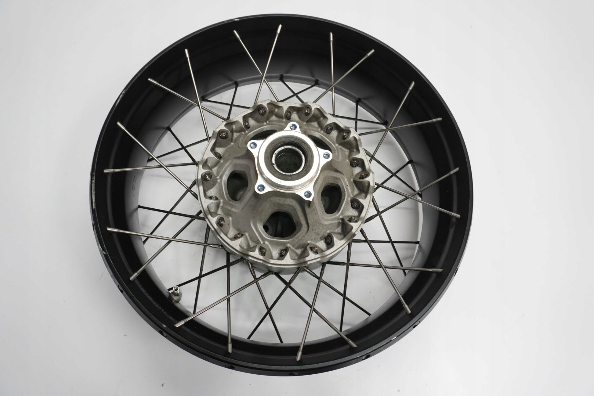 DUCATI MULTISTRADA 1200 S 10-15 Felge hinten Wheel Hinterrad 5