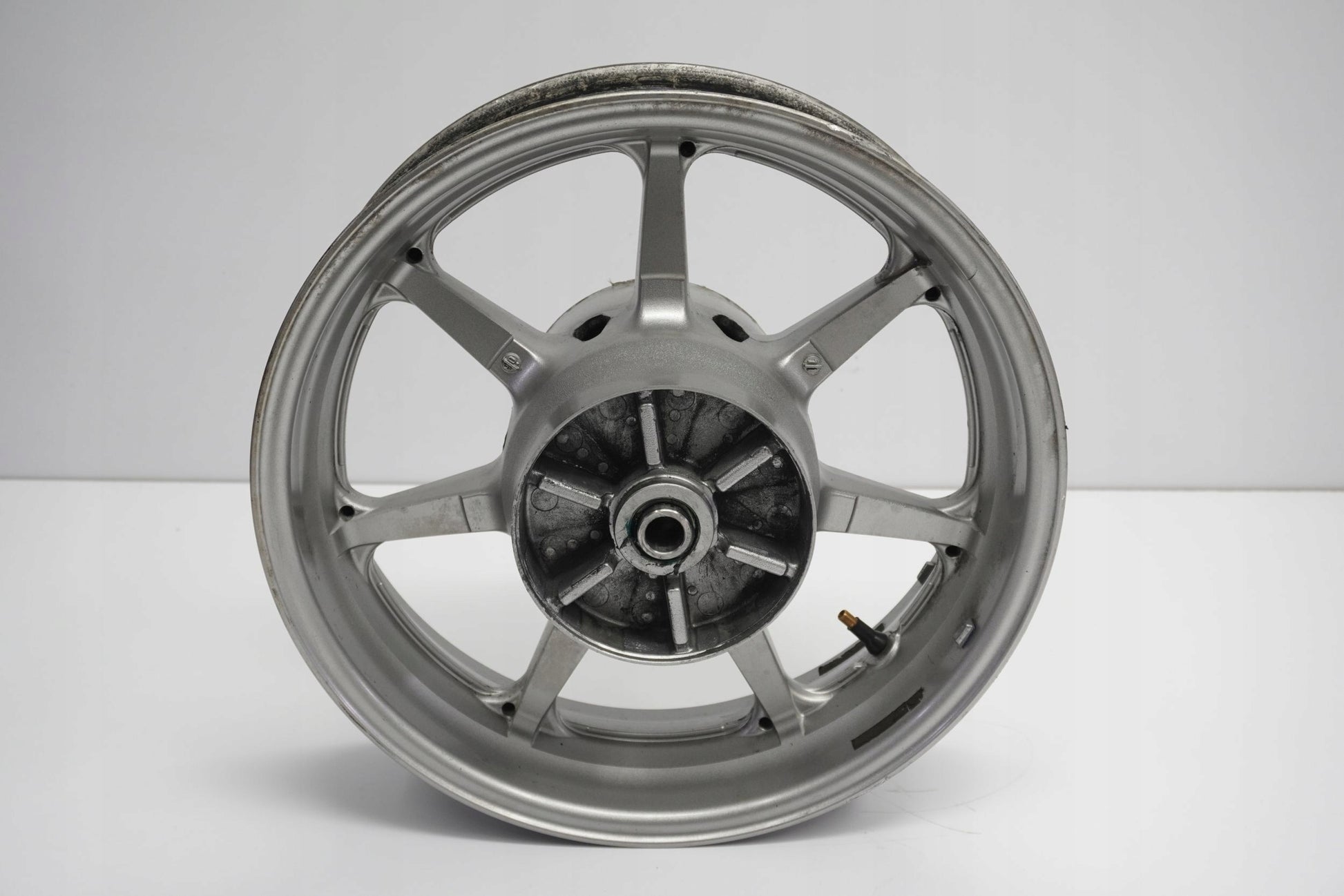 YAMAHA XVS 1300 A MIDNIGHT STAR 07-15 Felge hinten Wheel Hinterrad 6