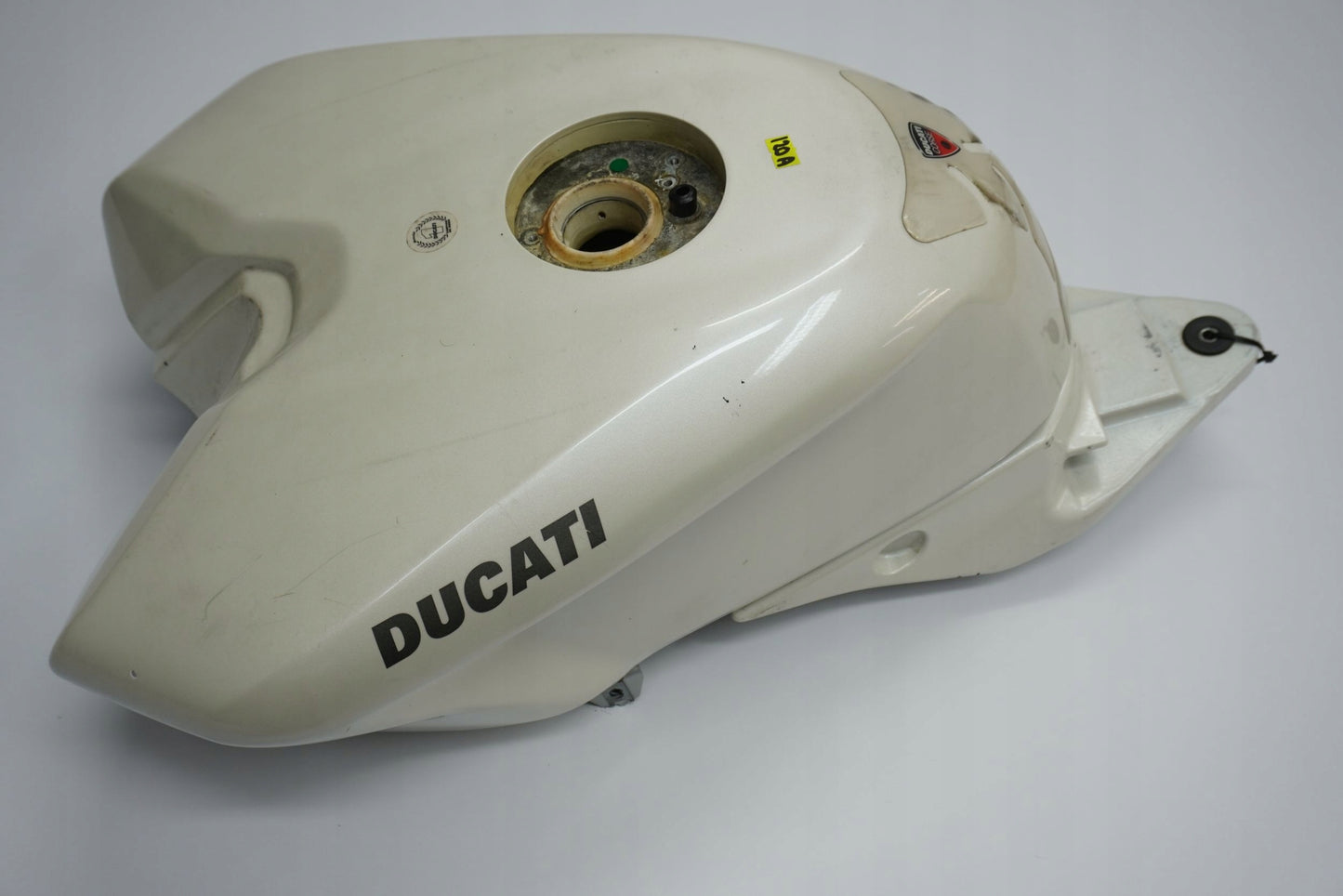 DUCATI 848 08–13 Kraftstofftank Benzintank Fuel Tank 11