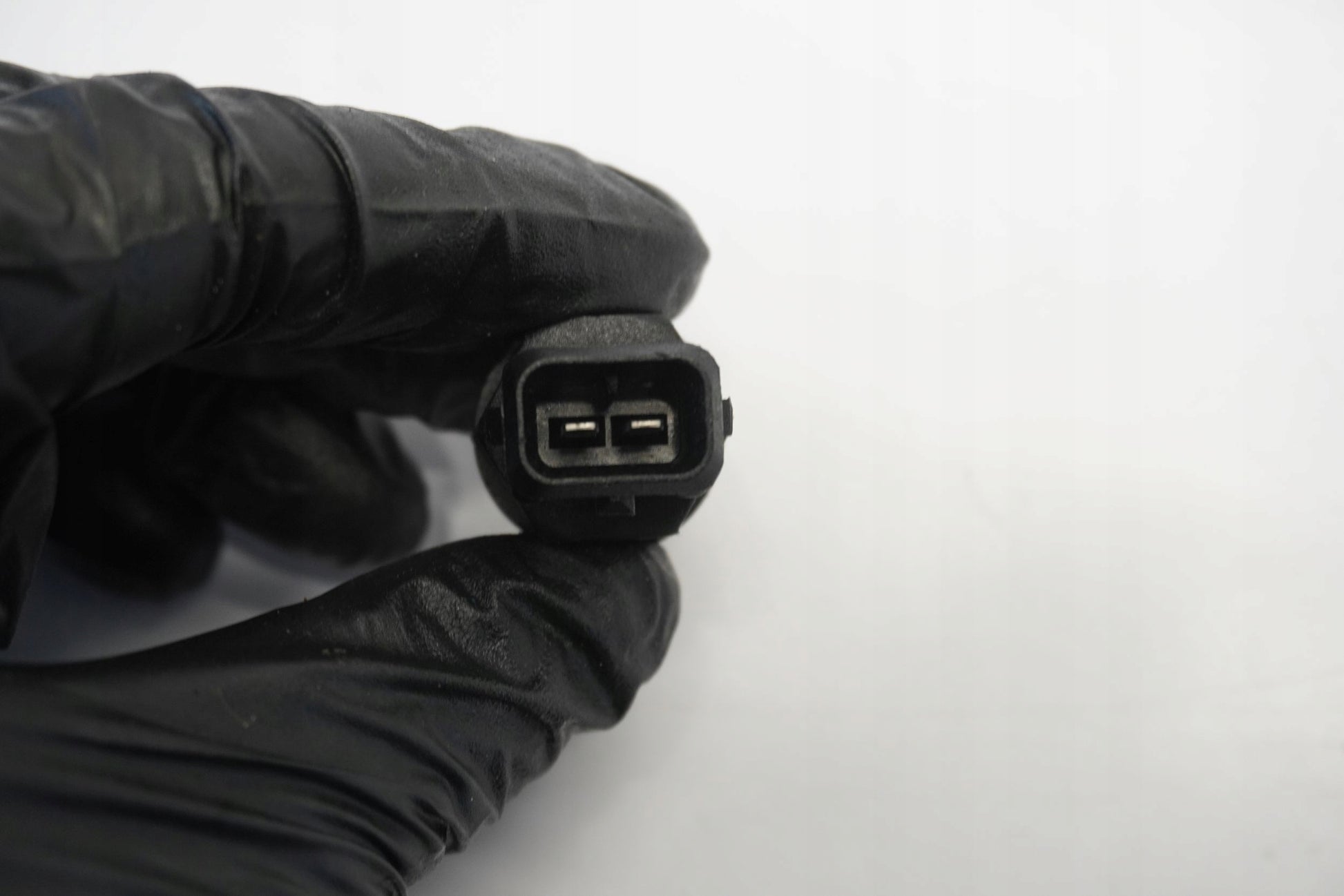 TRIUMPH STREET TRIPLE 675 13-17 Temperatursensor Thermostat Temperature sensor 4