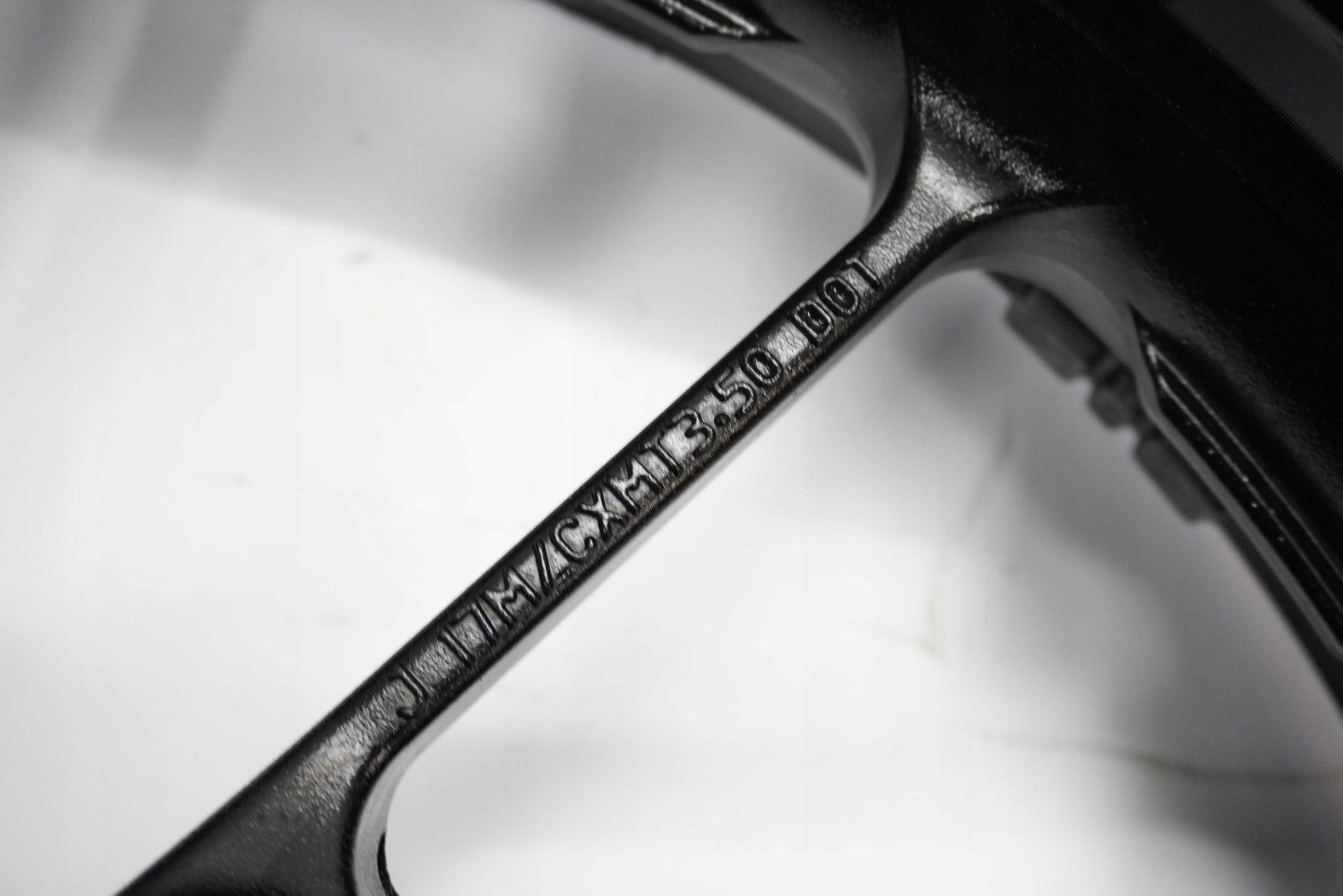 YAMAHA MT-09 13-16 Felge vorne Wheel Vorderrad 3