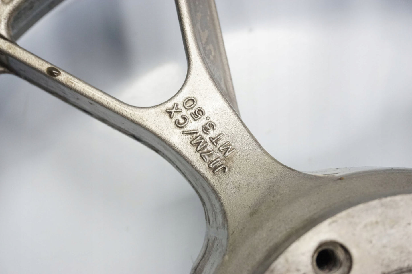 KAWASAKI GTR 1400 07-09 Felge vorne Wheel Vorderrad 4