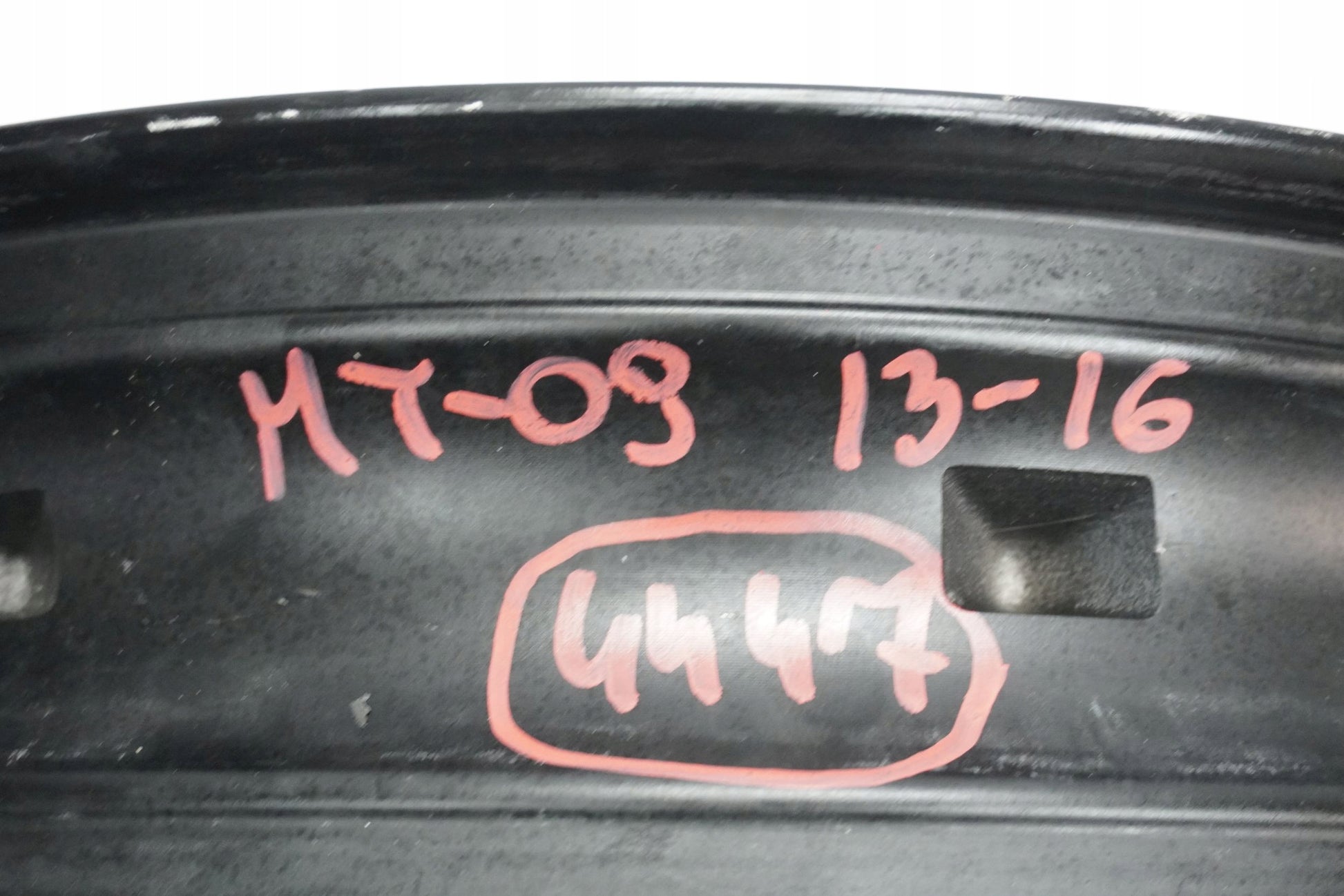 YAMAHA MT-09 13-16 Felge vorne Wheel Vorderrad 3