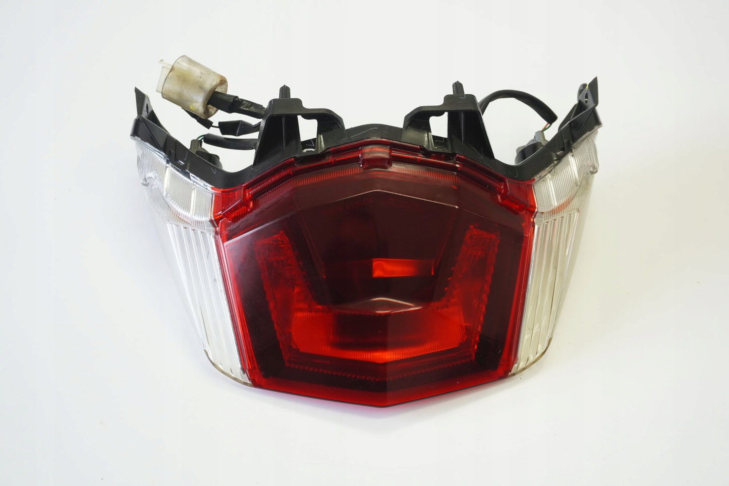 HONDA NSS 125 FORZA 14-17 Rücklicht 6