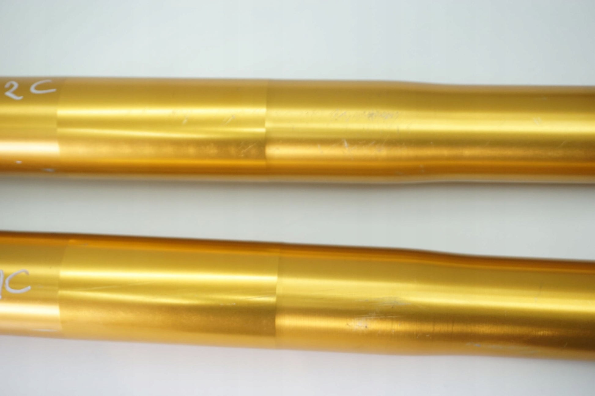 TRIUMPH DAYTONA 675 06-12 Öhlins Gabel Gabelholme Fork 5