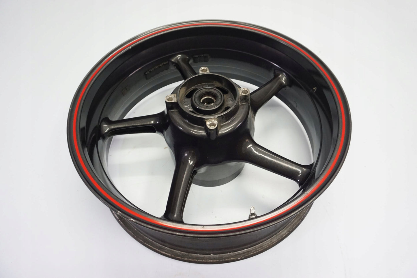 TRIUMPH DAYTONA 675 06-12 Felge hinten Wheel Hinterrad 5